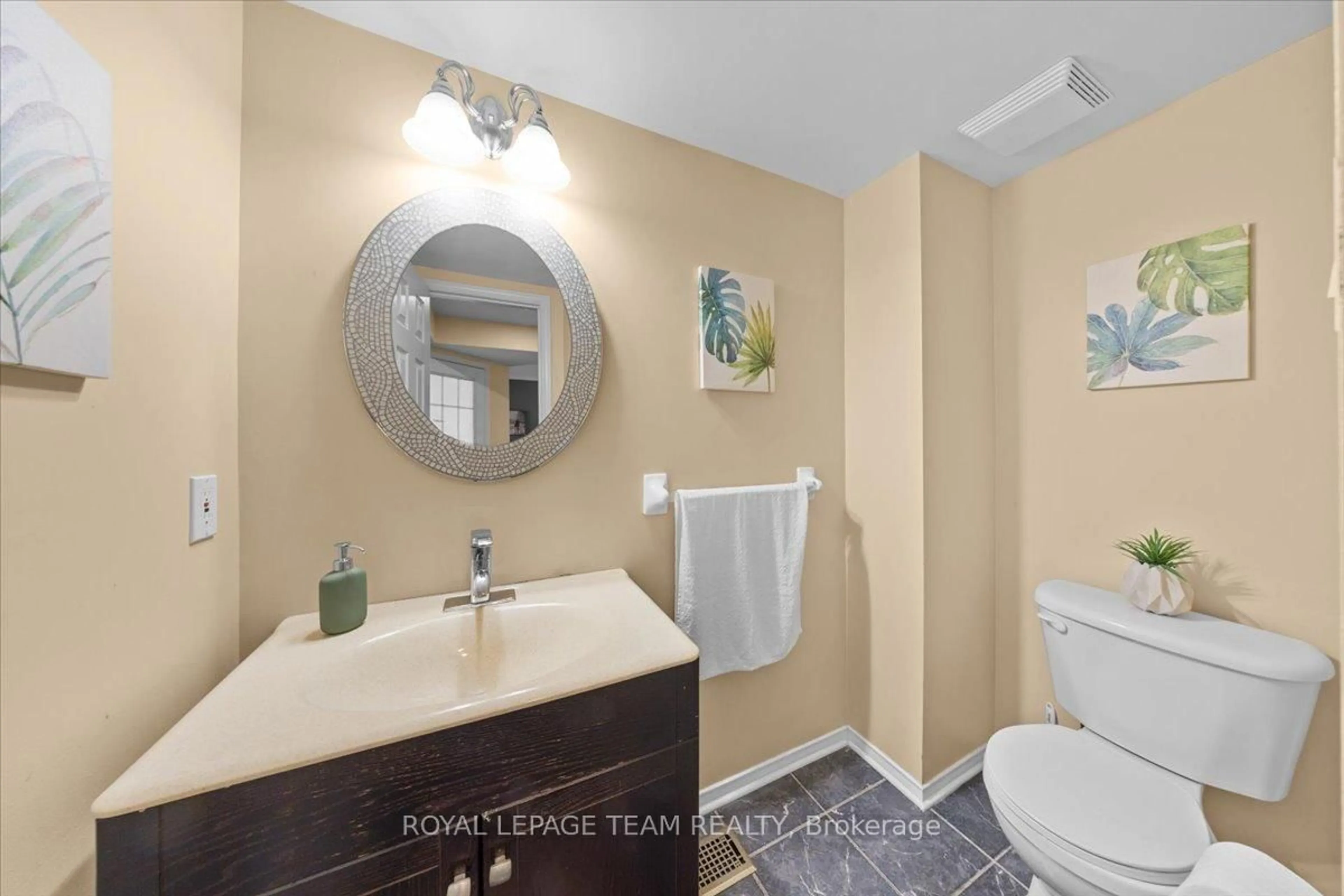 Standard bathroom, ceramic/tile floor for 115 Fairlop Way, Ottawa Ontario K2J 5B6