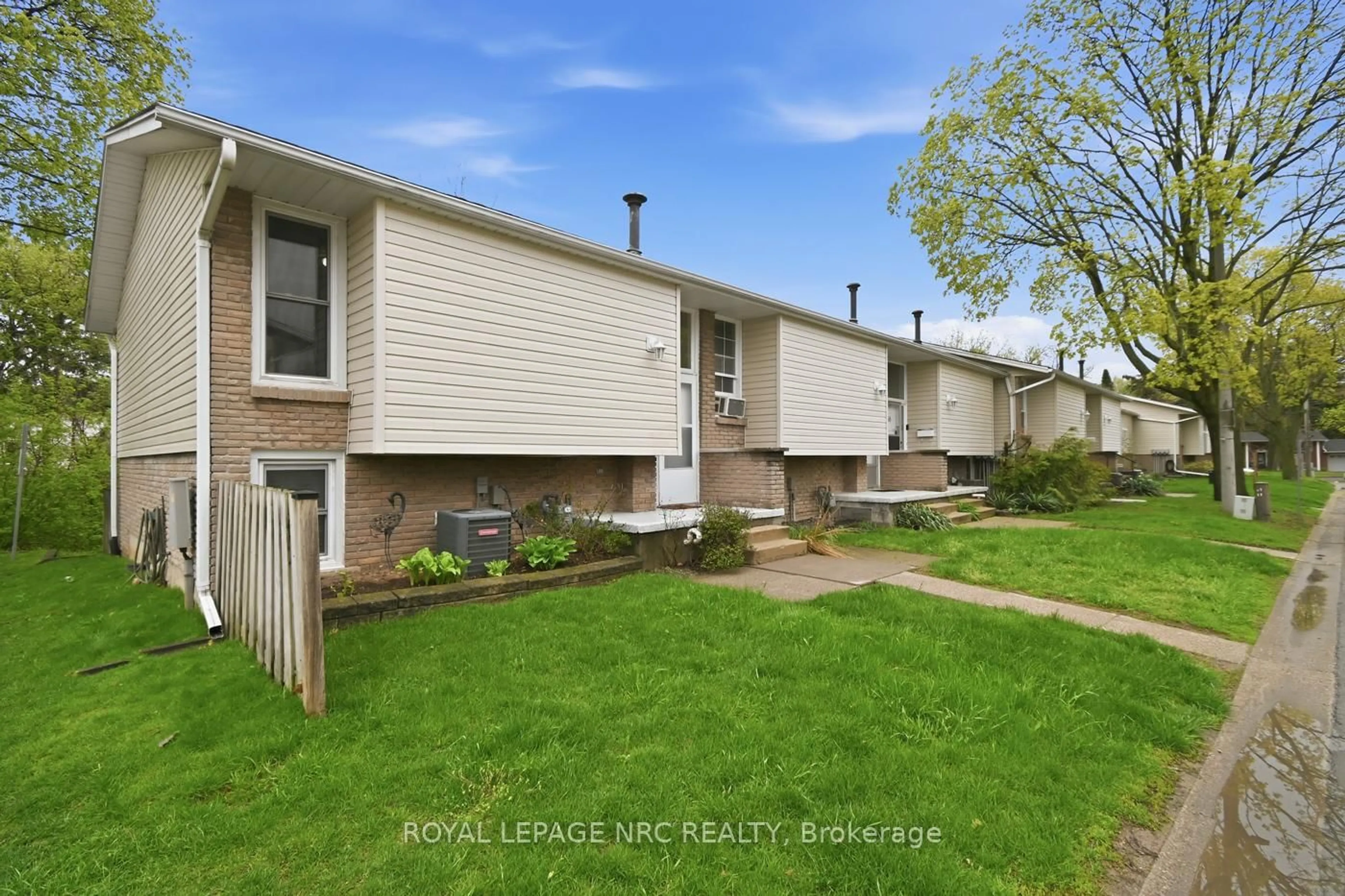 Unknown for 151 Parnell Rd #61, St. Catharines Ontario L2M 3S4