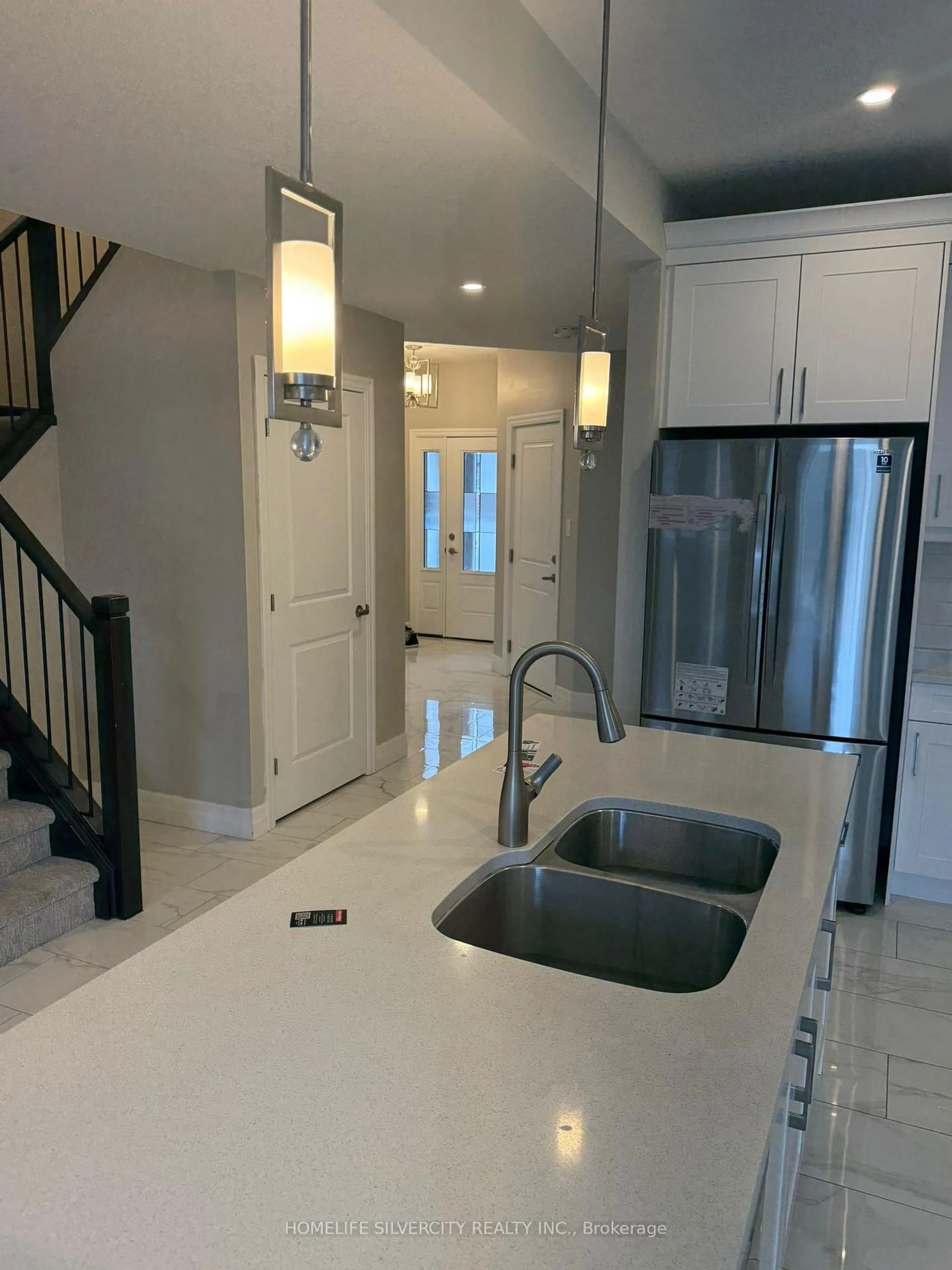 Open concept kitchen, ceramic/tile floor for 724 Freeport St, London North Ontario N6G 0R3