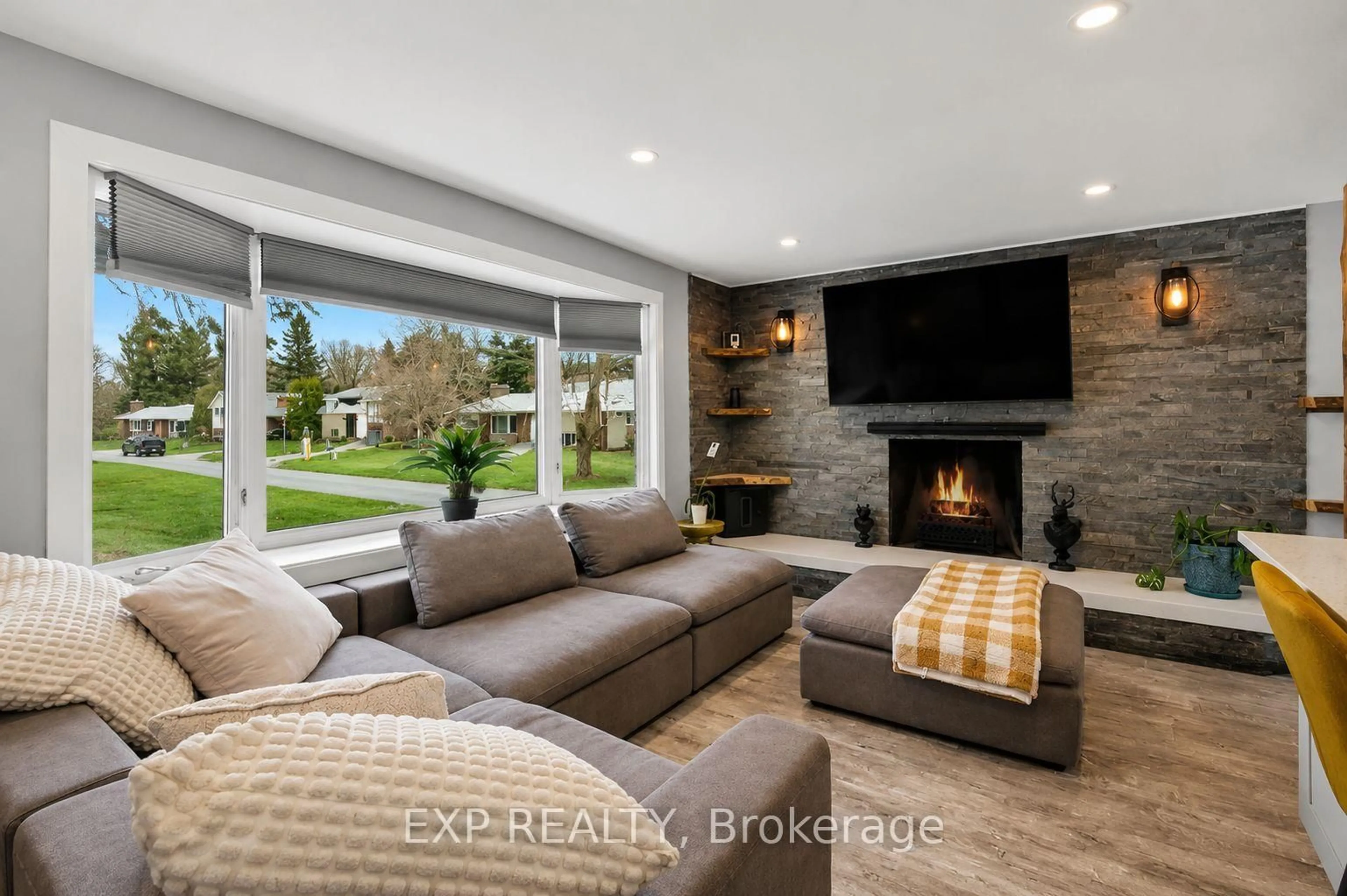 Living room with furniture, ceramic/tile floor for 1143 Jean Park Rd, Manotick Ontario K4M 1E4
