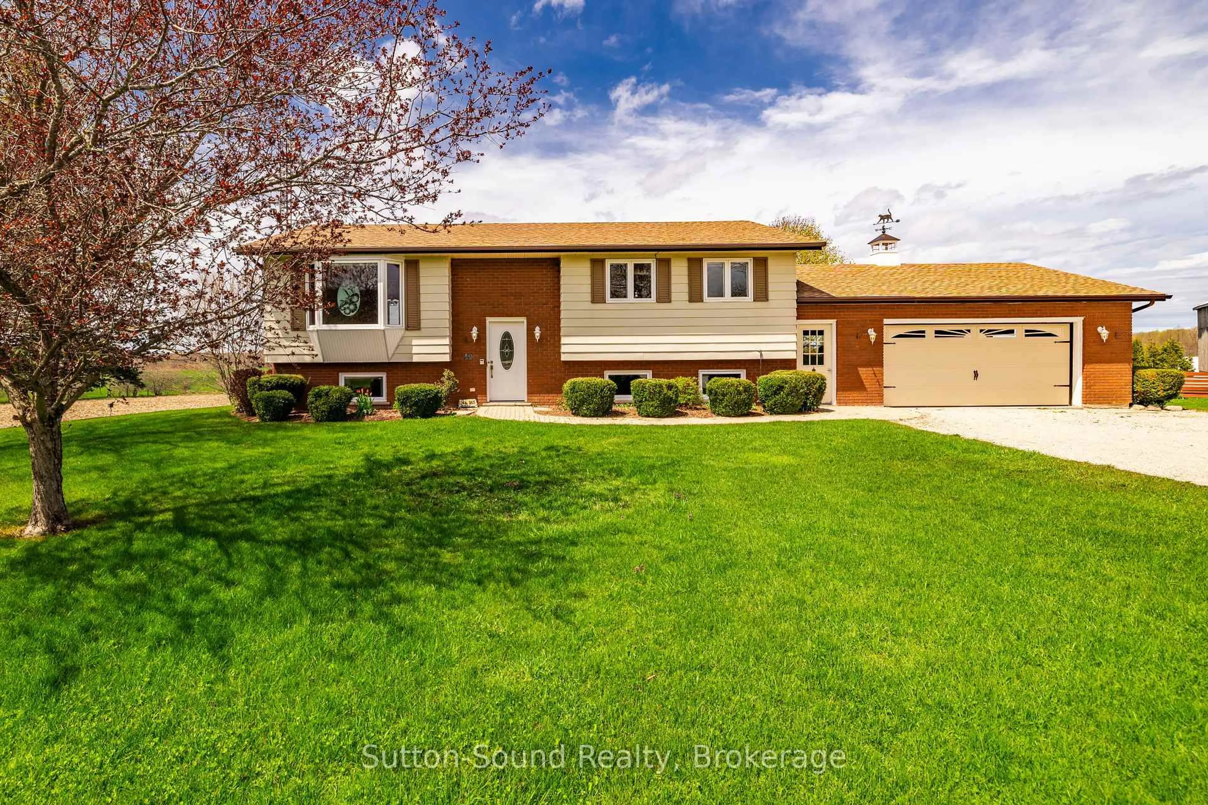 Home with vinyl exterior material, street for 244363 22 Sdrd, Meaford Ontario N4K 5W4