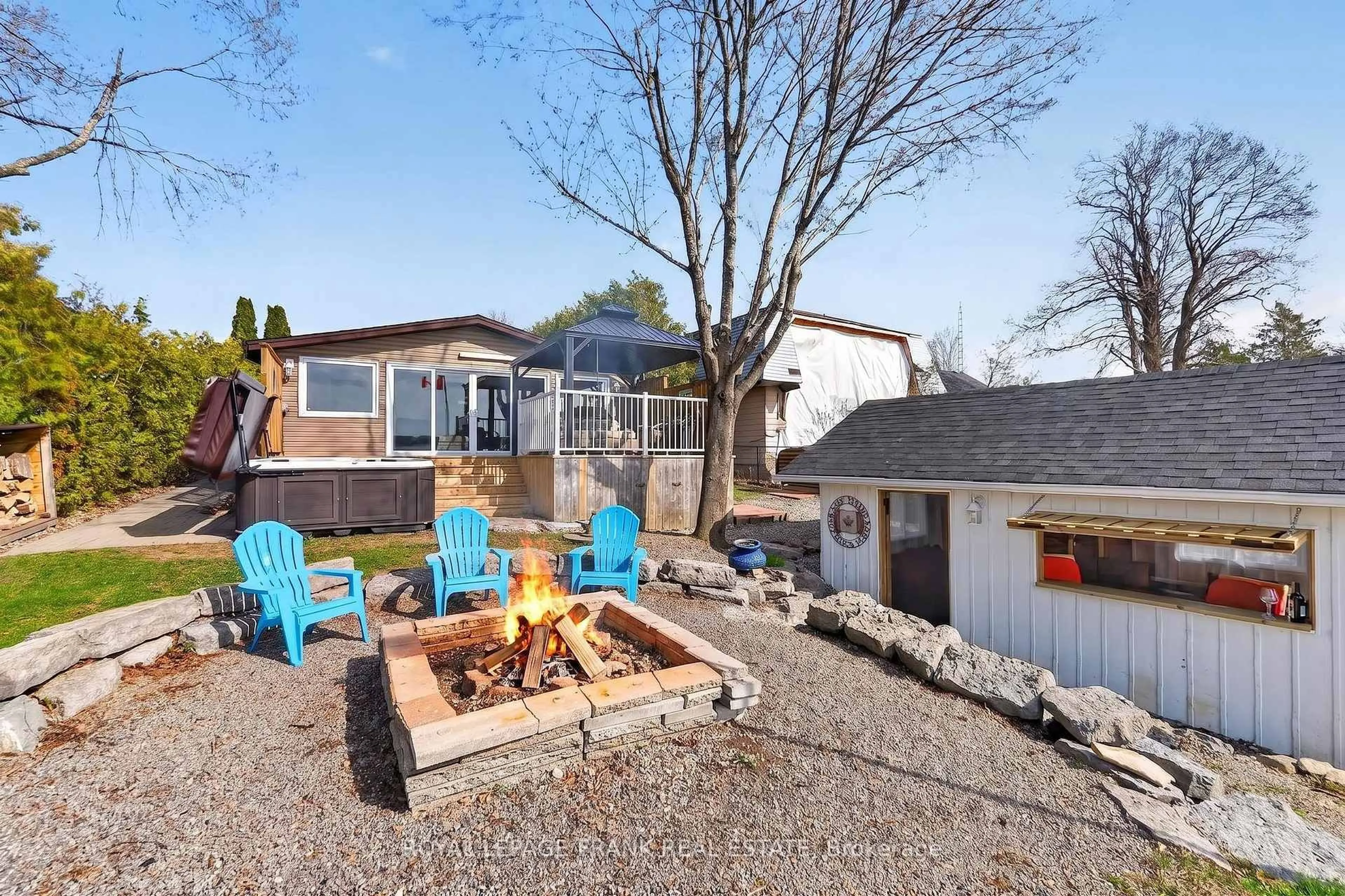 Patio, street for 229 Snug Harbour Rd, Kawartha Lakes Ontario K9V 4R6