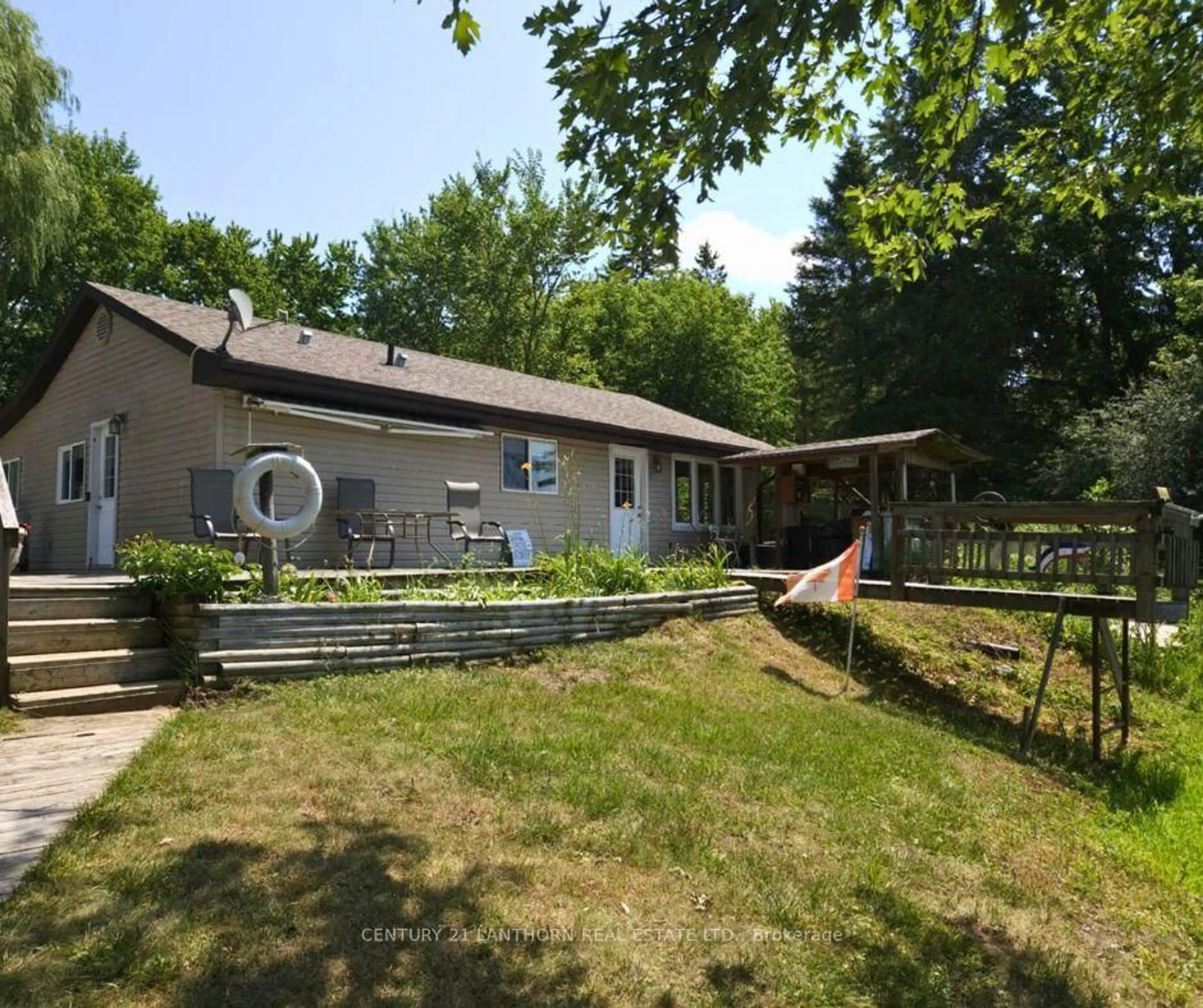 Patio, unknown for 133 Carleton Cove, Quinte West Ontario K0K 2B0