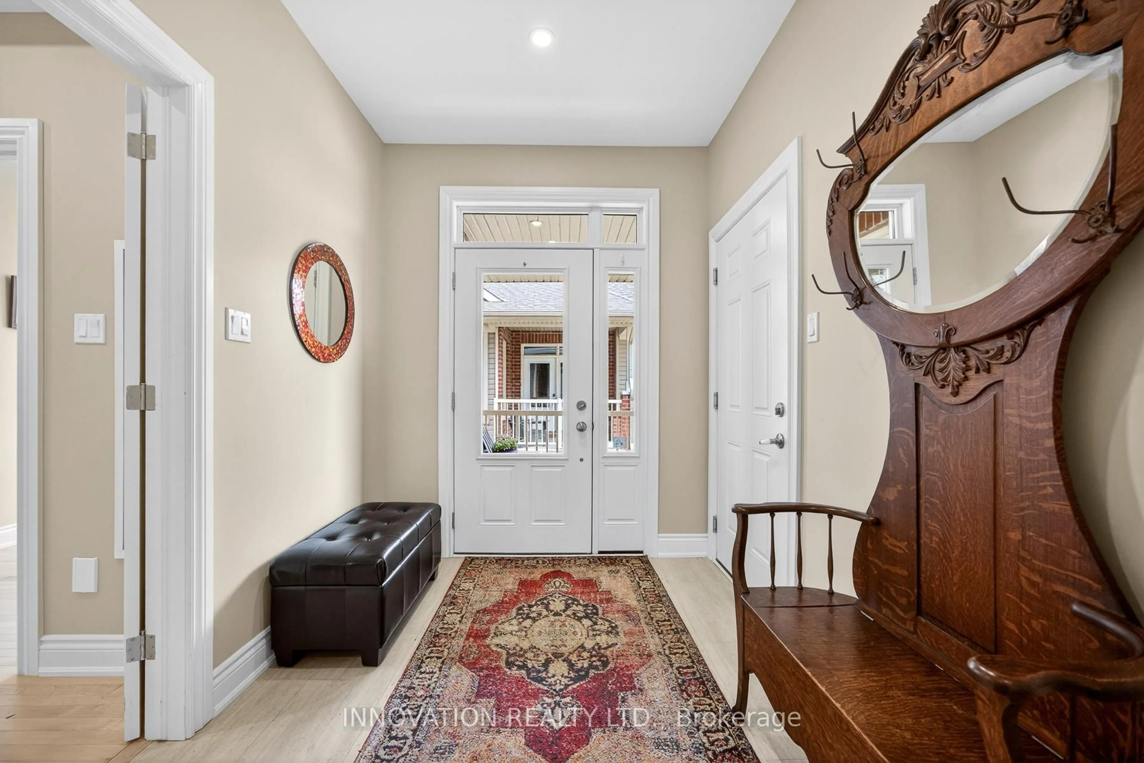 Indoor entryway for 141 Rivington St, Carp Ontario K0A 1L0