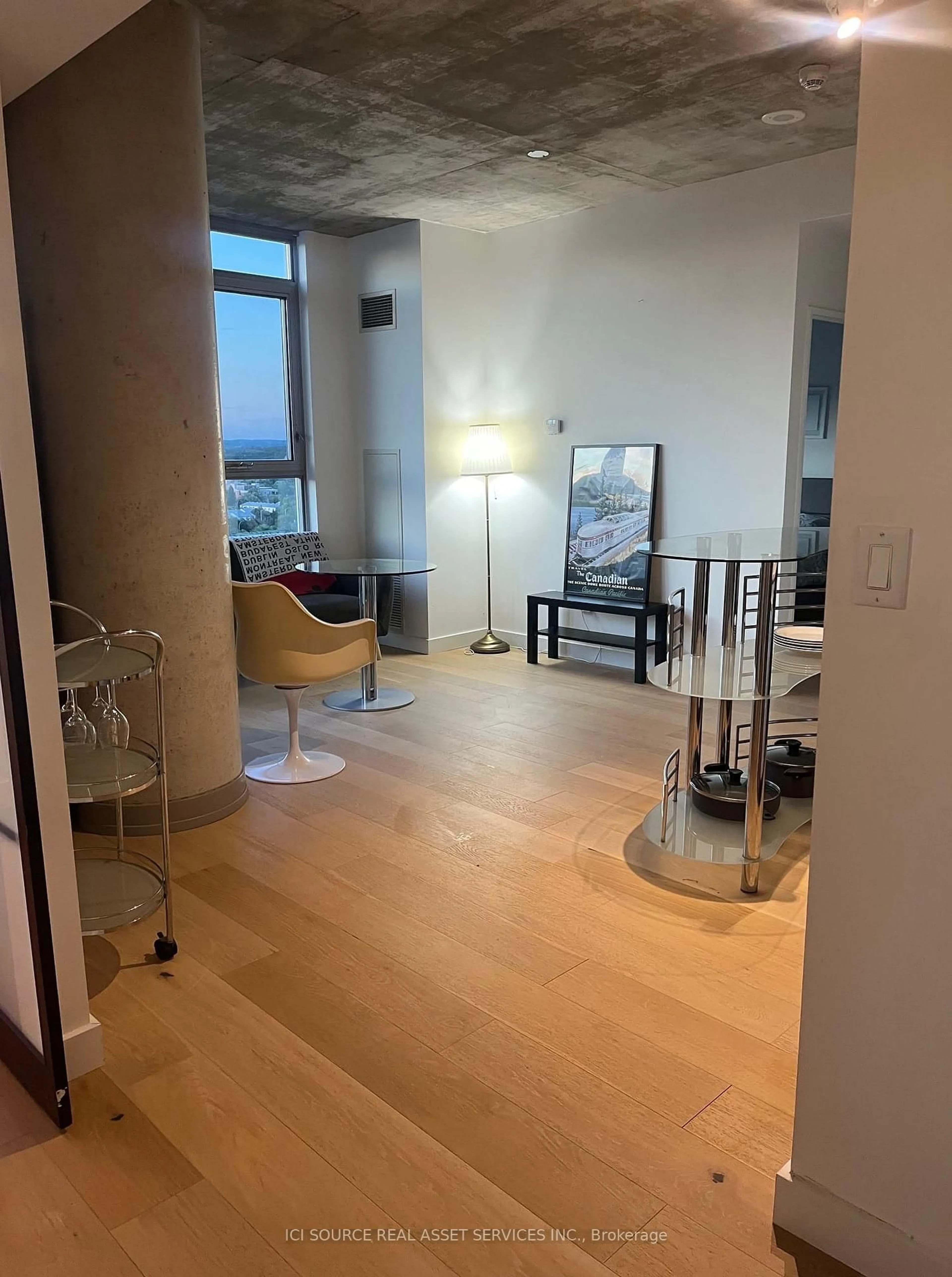 A pic of a room for 179 George St #1410, Ottawa Ontario K1N 1J8