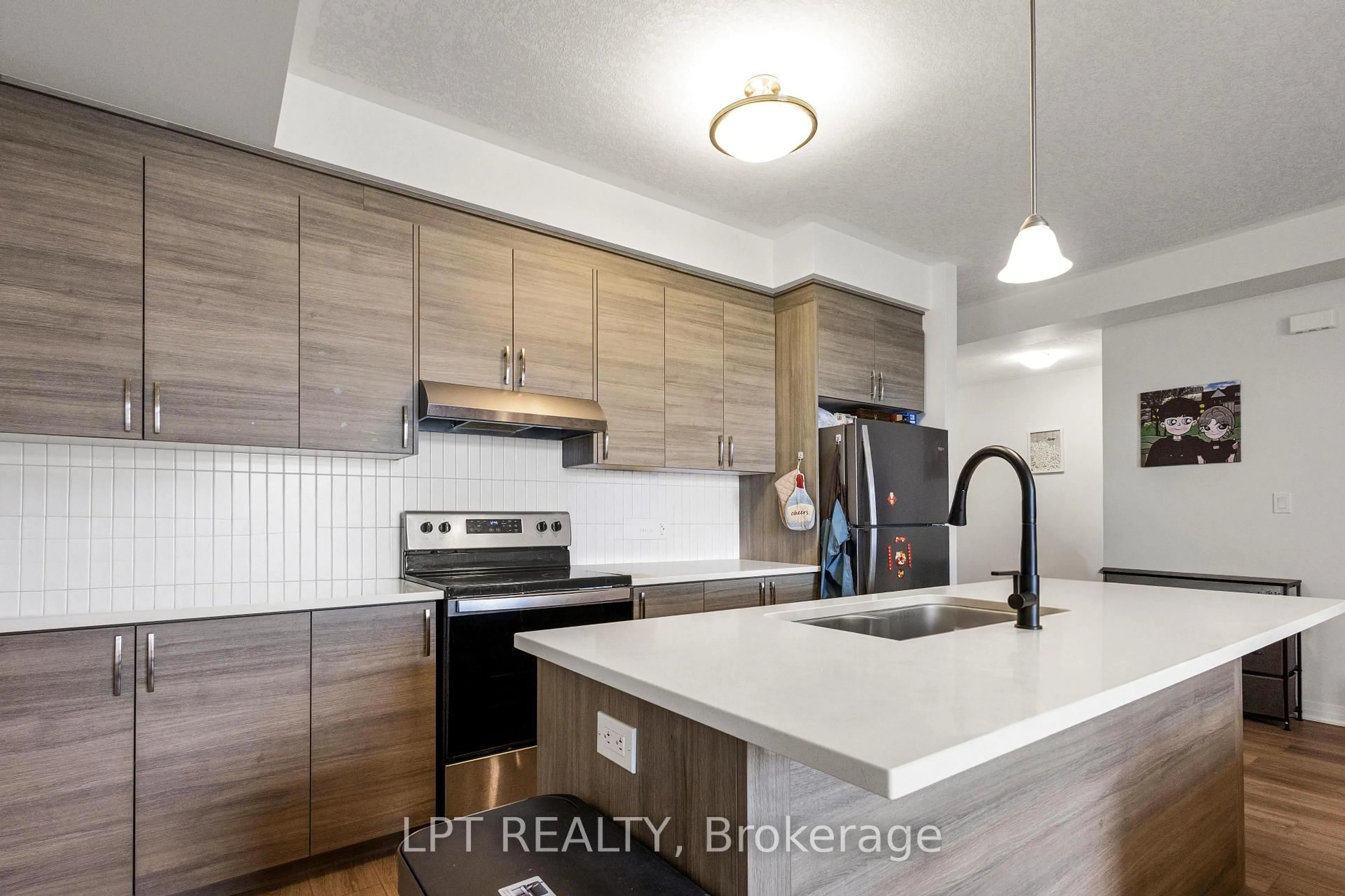 Open concept kitchen, unknown for 142 Foamflower Pl #60, Waterloo Ontario N2V 0G9