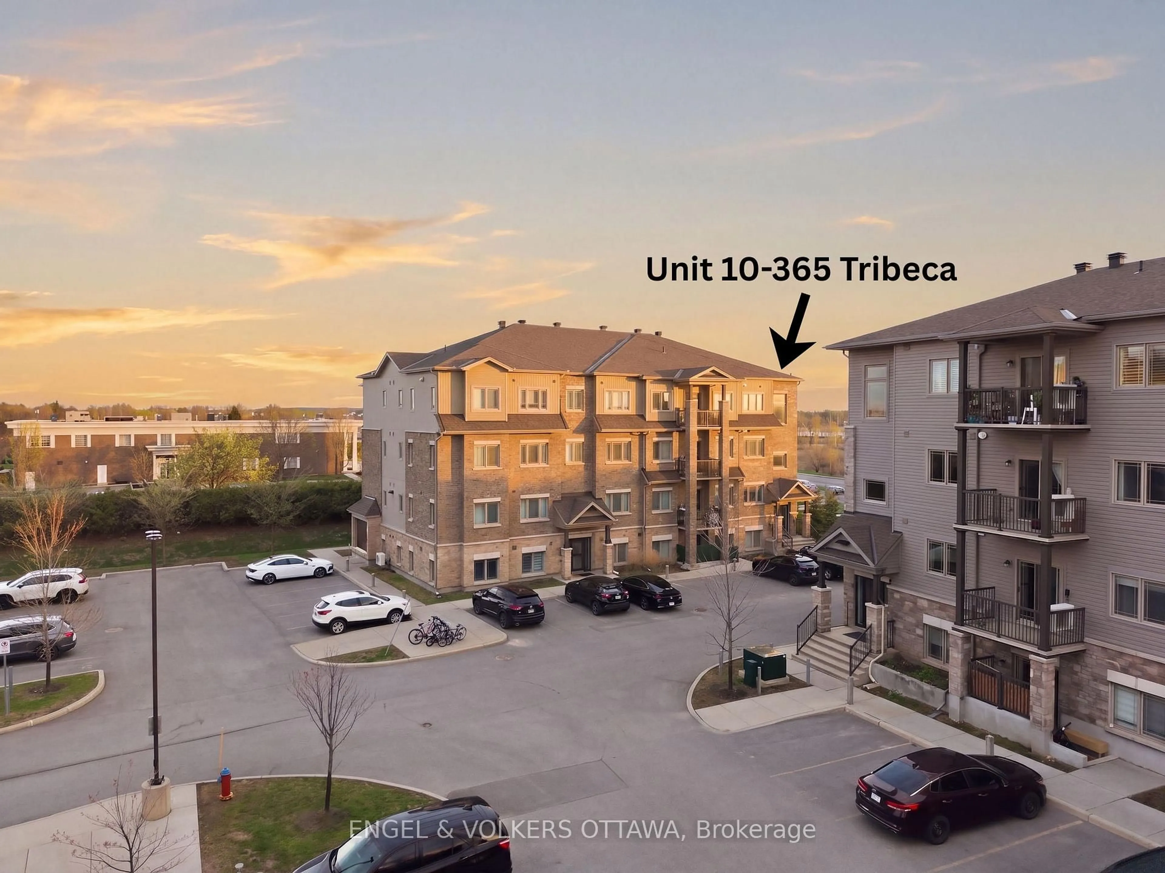 A pic from outside/outdoor area/front of a property/back of a property/a pic from drone, street for 365 Tribeca Private #10, Ottawa Ontario K2J 6B4