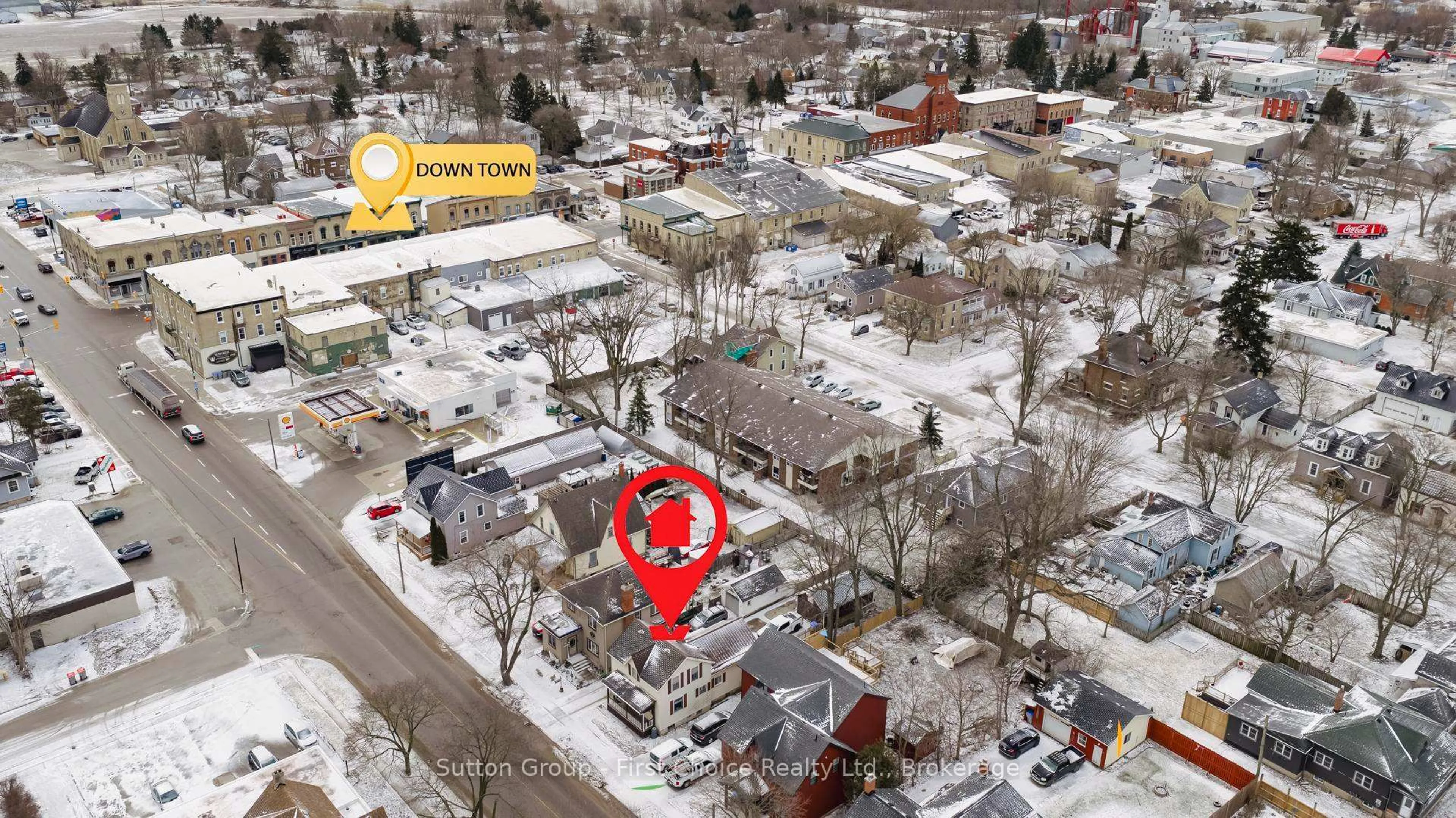 A pic from outside/outdoor area/front of a property/back of a property/a pic from drone, street for 41 Goderich St, Huron East Ontario N0K 1W0