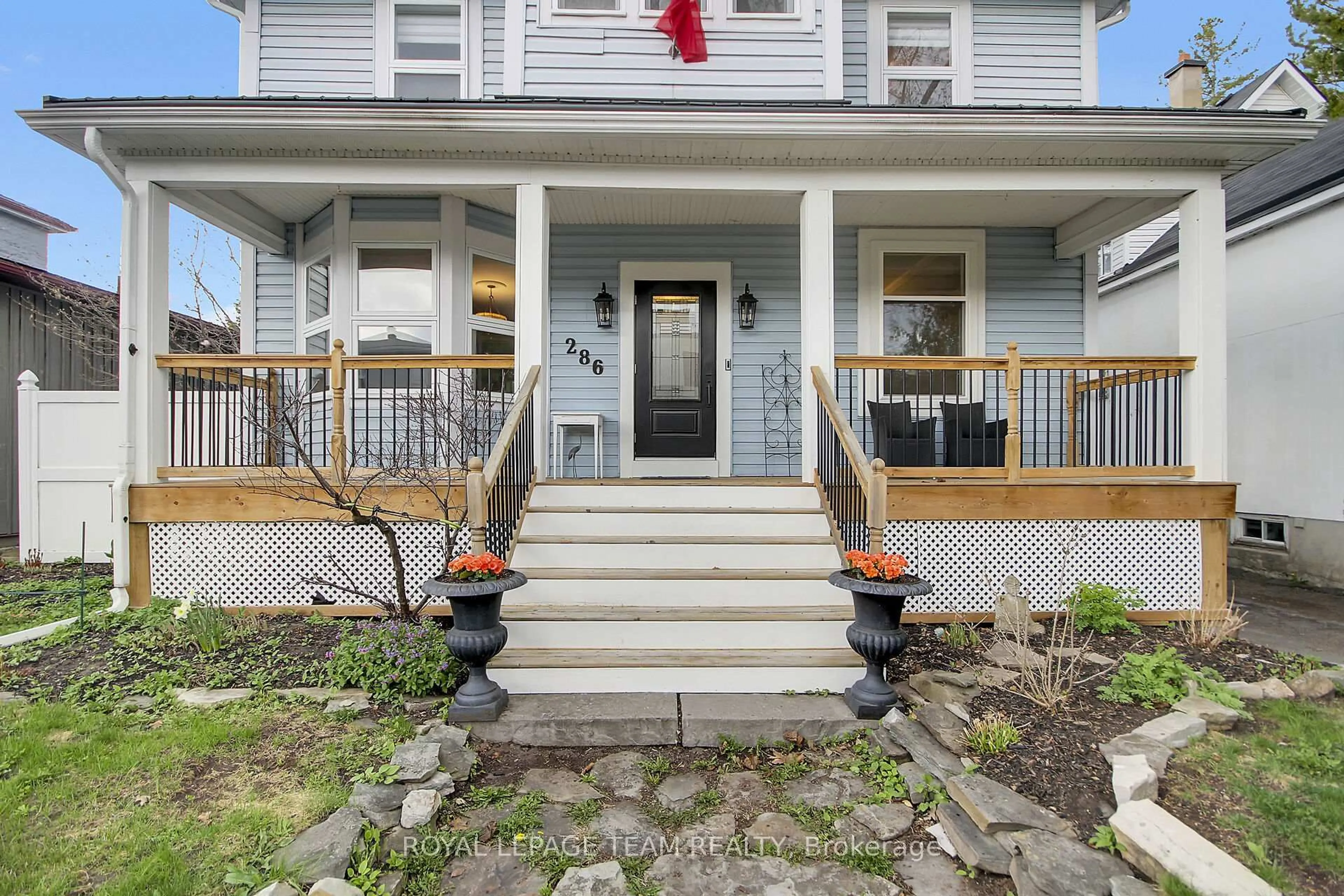 Unknown for 286 Zephyr Ave, Ottawa Ontario K2B 5Z8