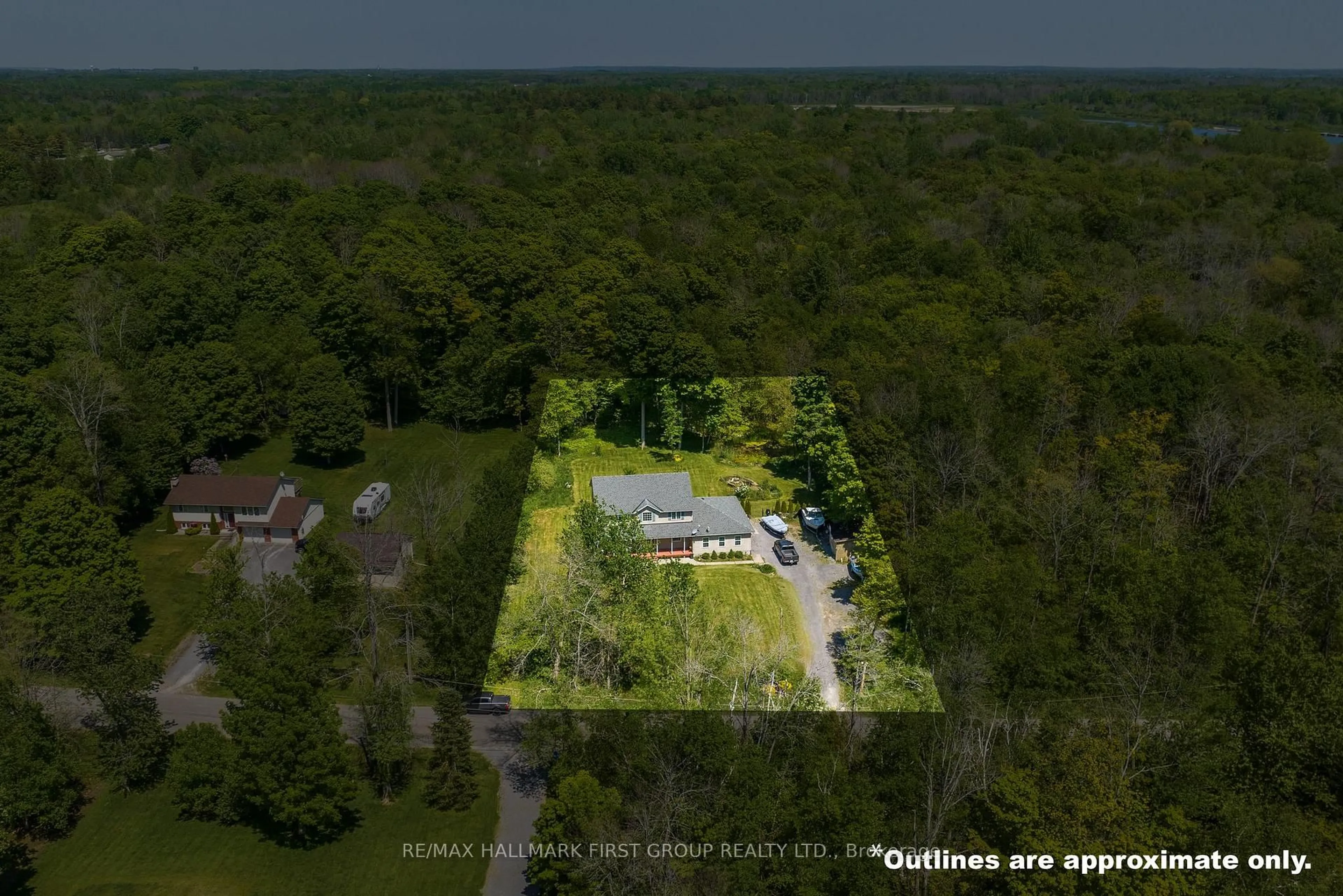 A pic from outside/outdoor area/front of a property/back of a property/a pic from drone, unknown for 137 Stewart Rd, Brighton Ontario K0K 1H0