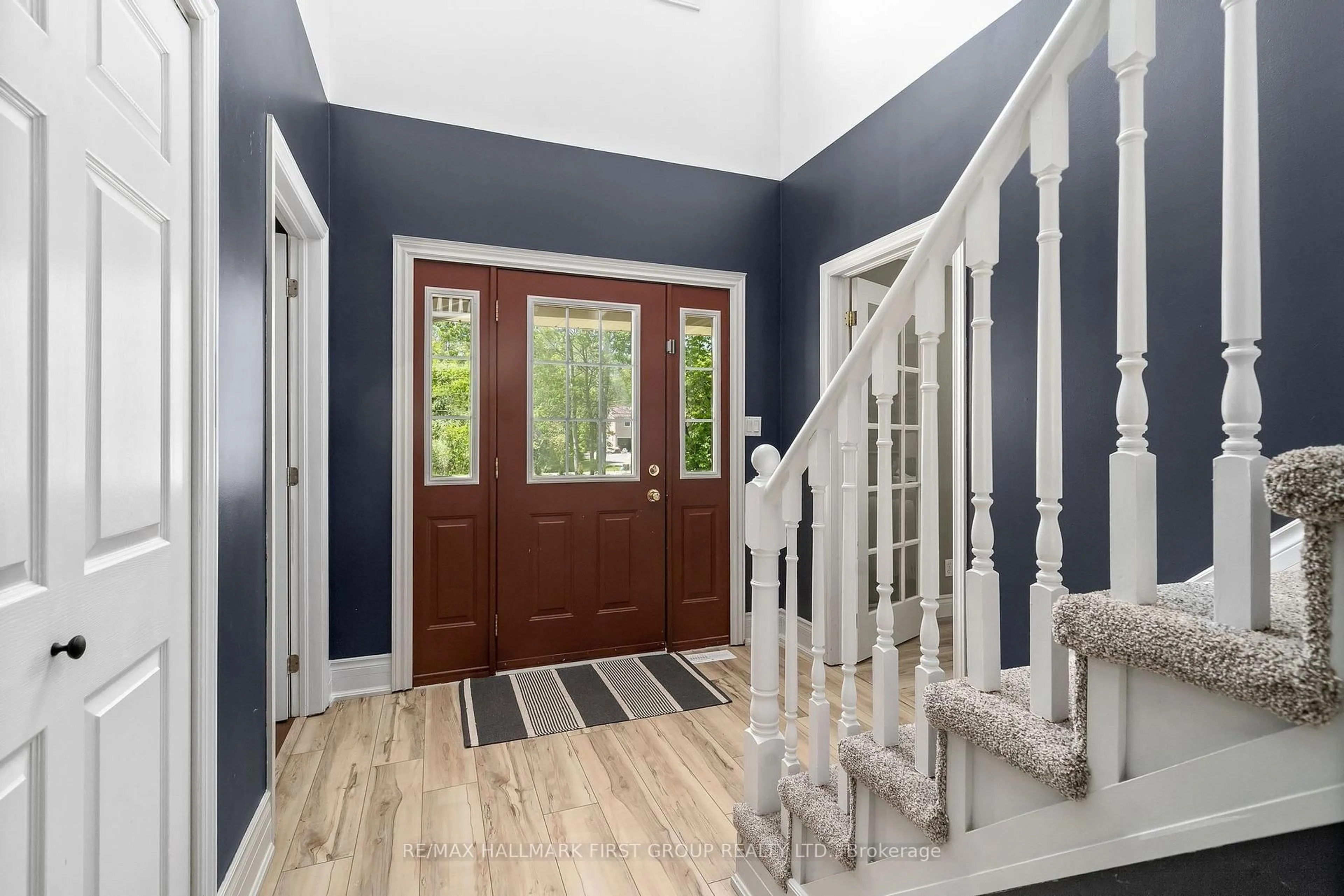 Indoor entryway for 137 Stewart Rd, Brighton Ontario K0K 1H0
