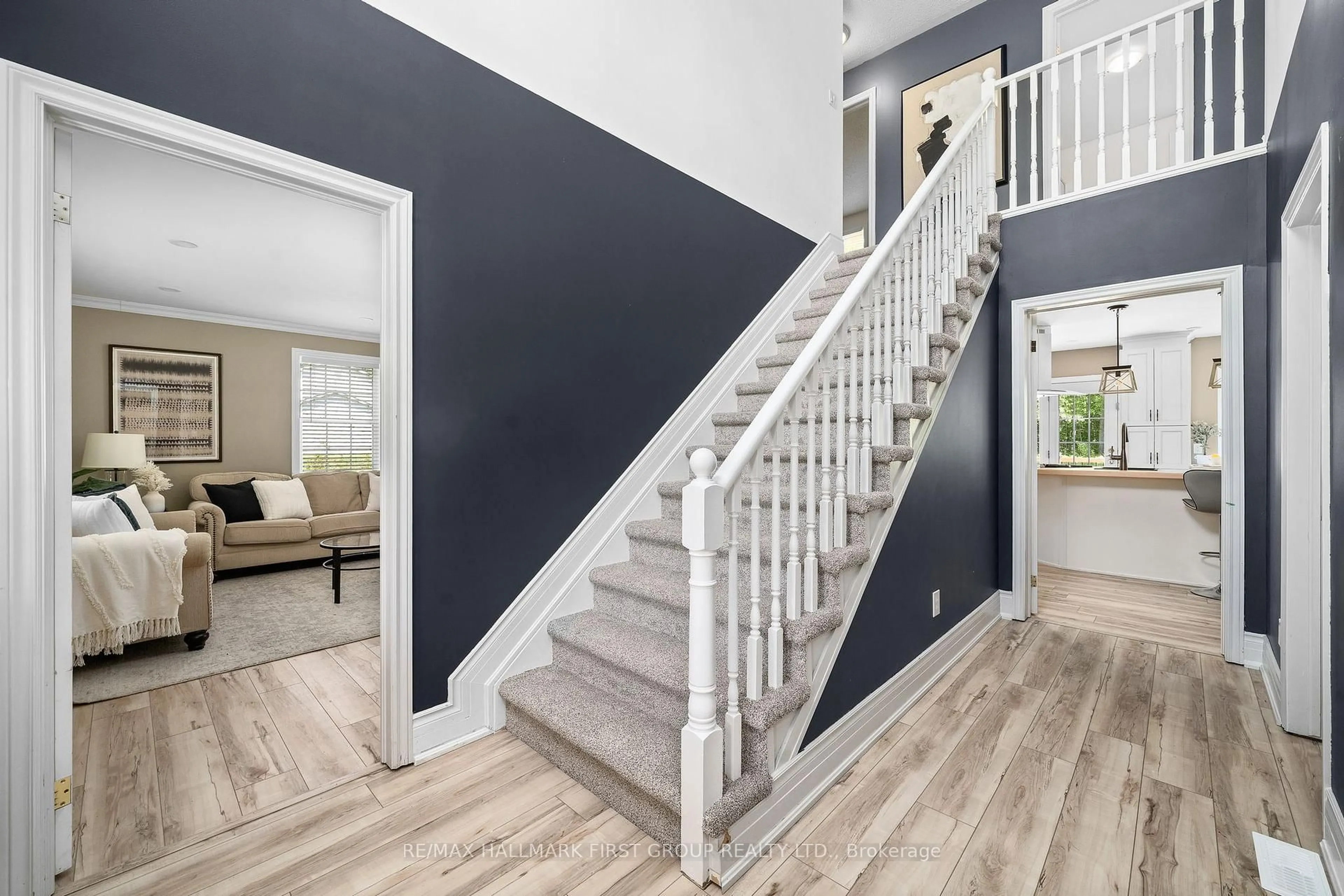 Indoor entryway for 137 Stewart Rd, Brighton Ontario K0K 1H0