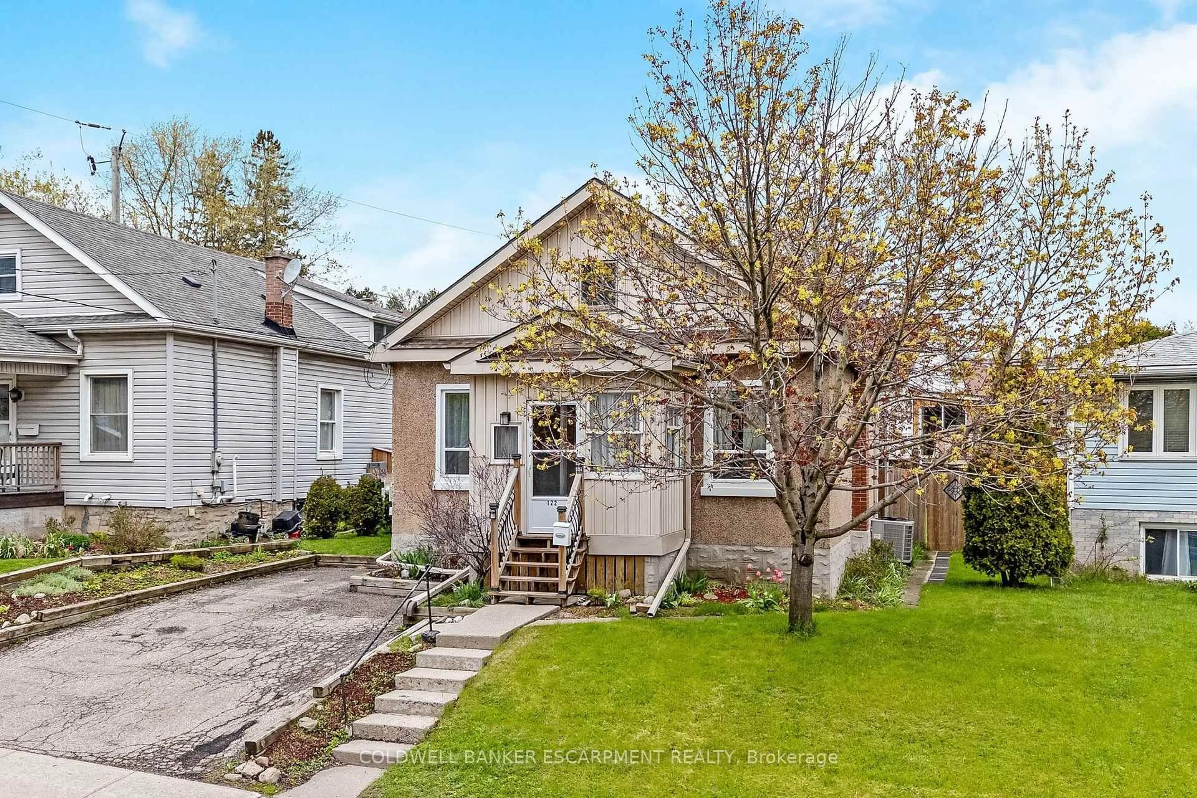 Unknown for 122 Cedar St, Cambridge Ontario N1S 1W2