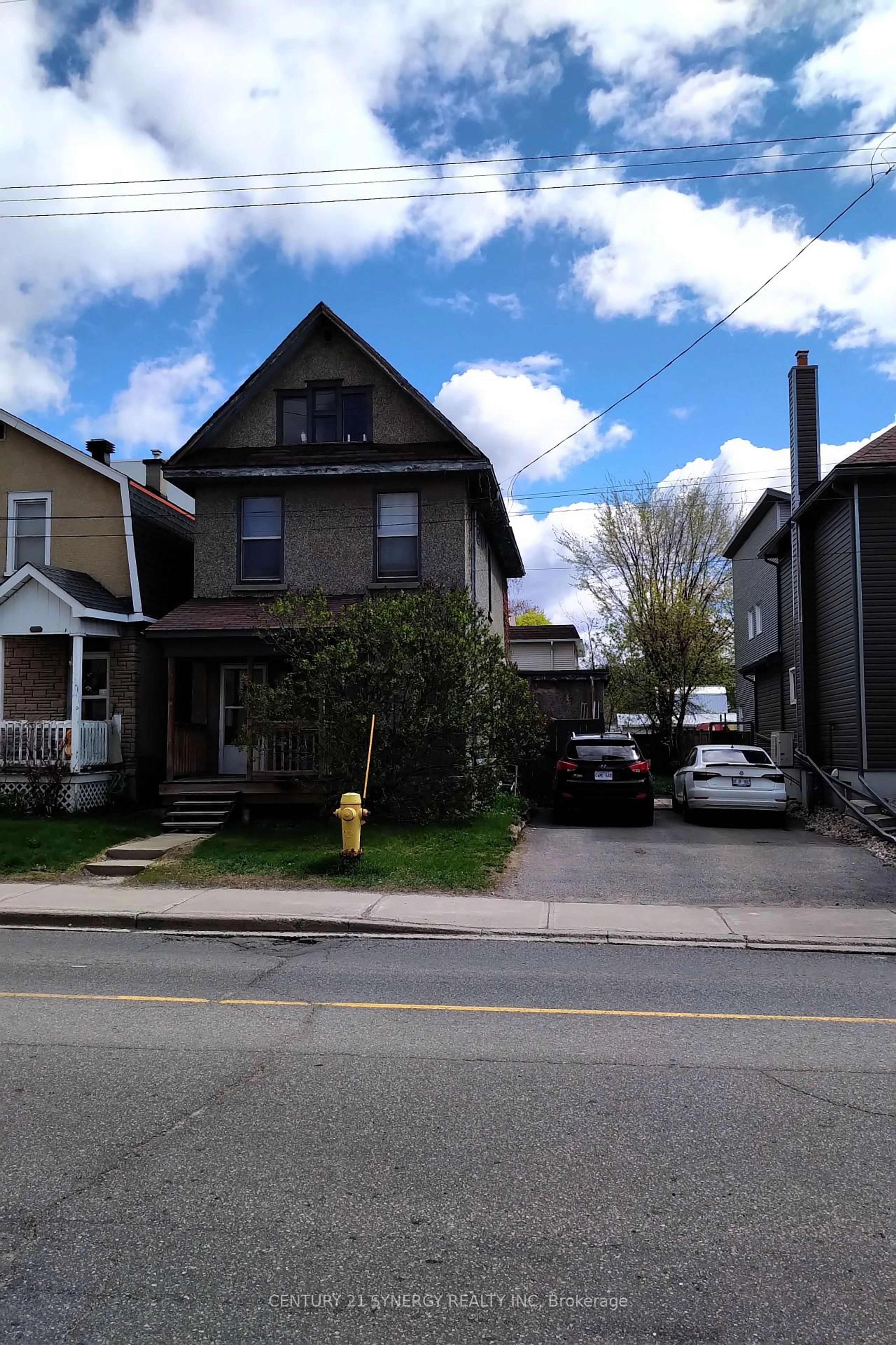 Unknown for 341 Parkdale Ave, Ottawa Ontario K1Y 1G7
