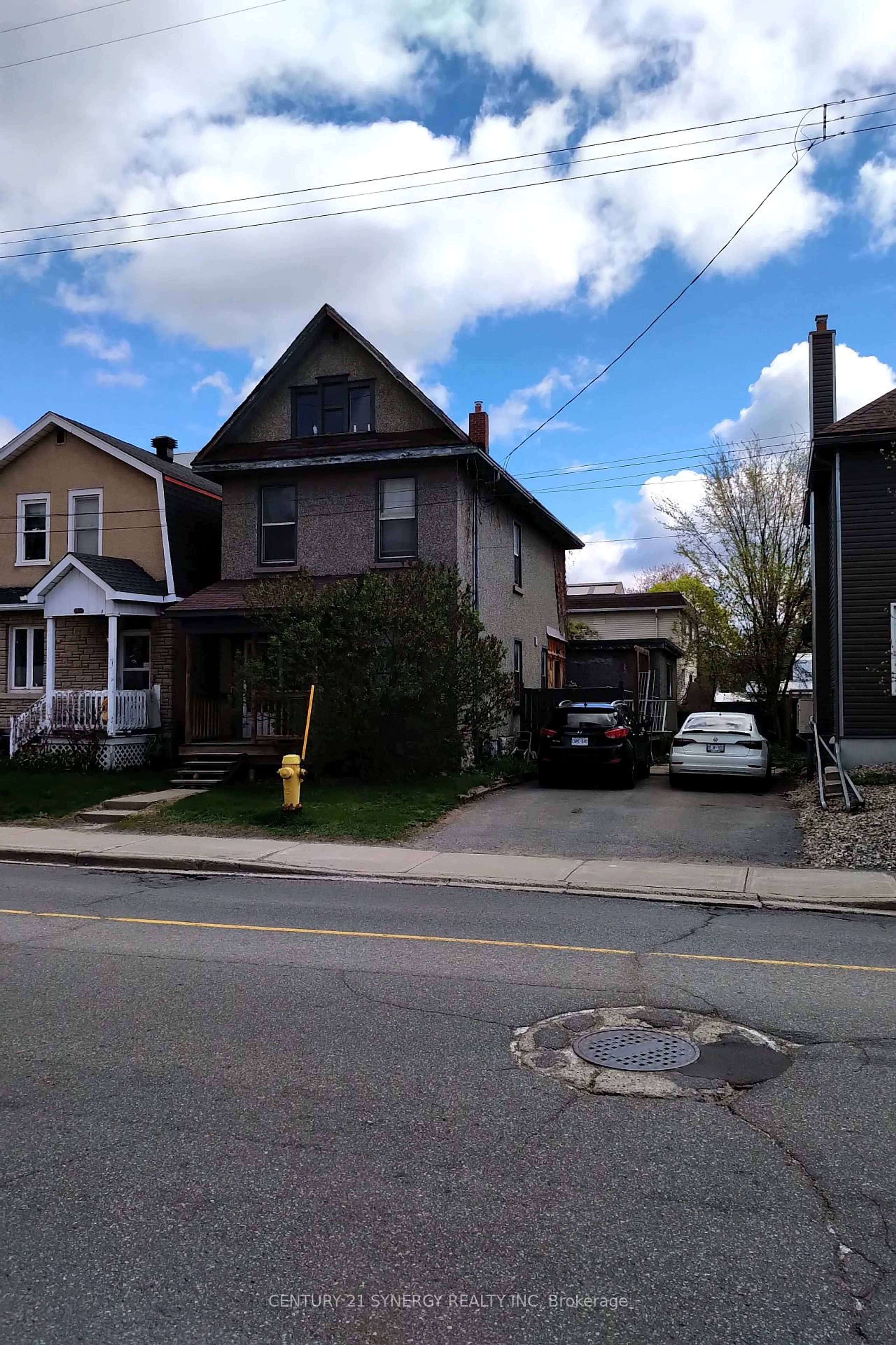 Unknown for 341 Parkdale Ave, Ottawa Ontario K1Y 1G7