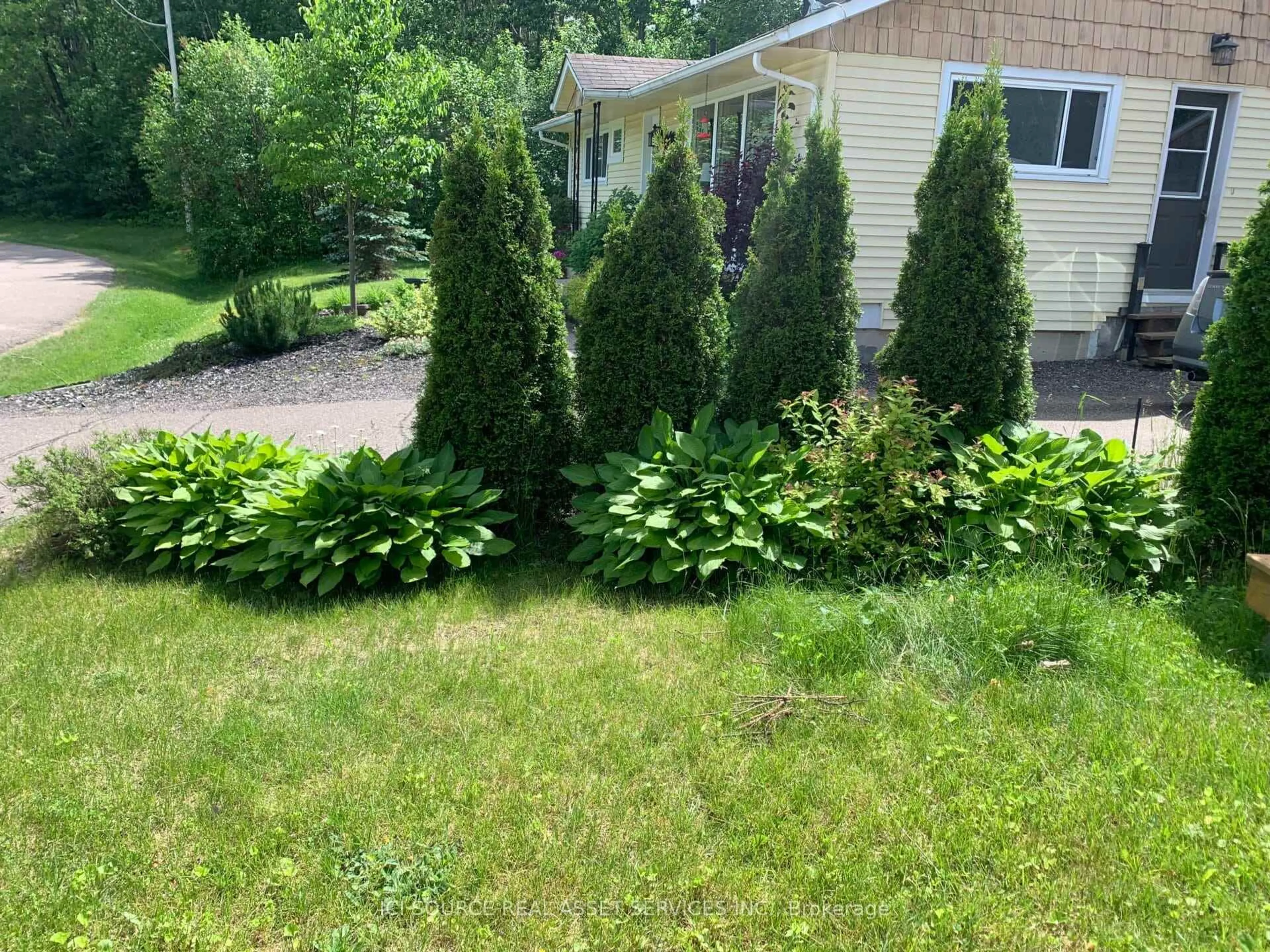A pic from outside/outdoor area/front of a property/back of a property/a pic from drone, street for 4 Kelvin Cres, Deep River Ontario K0J 1P0