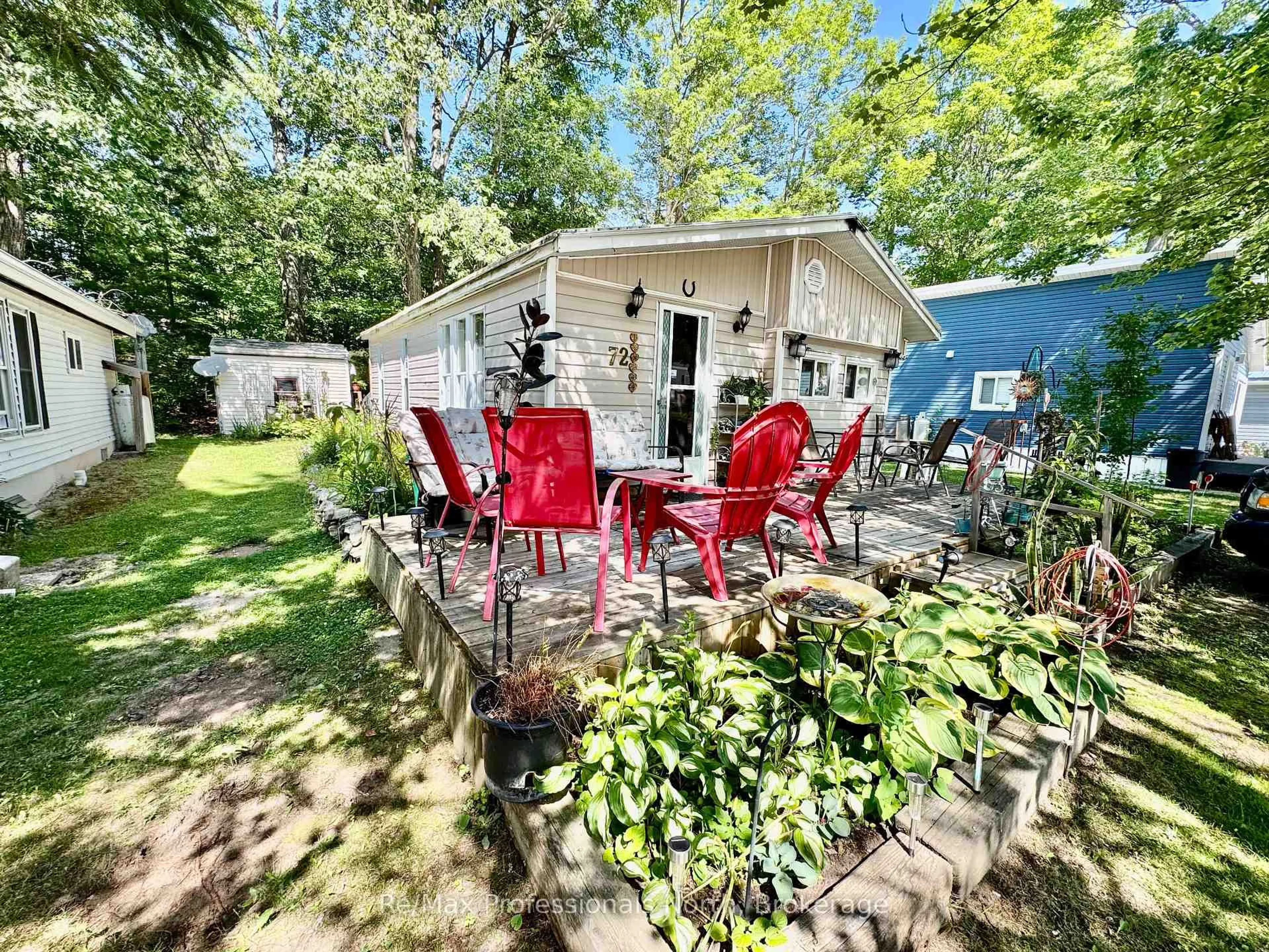Patio, water/lake/river/ocean view for 1007 RACOON Rd #72, Gravenhurst Ontario P1P 0C3