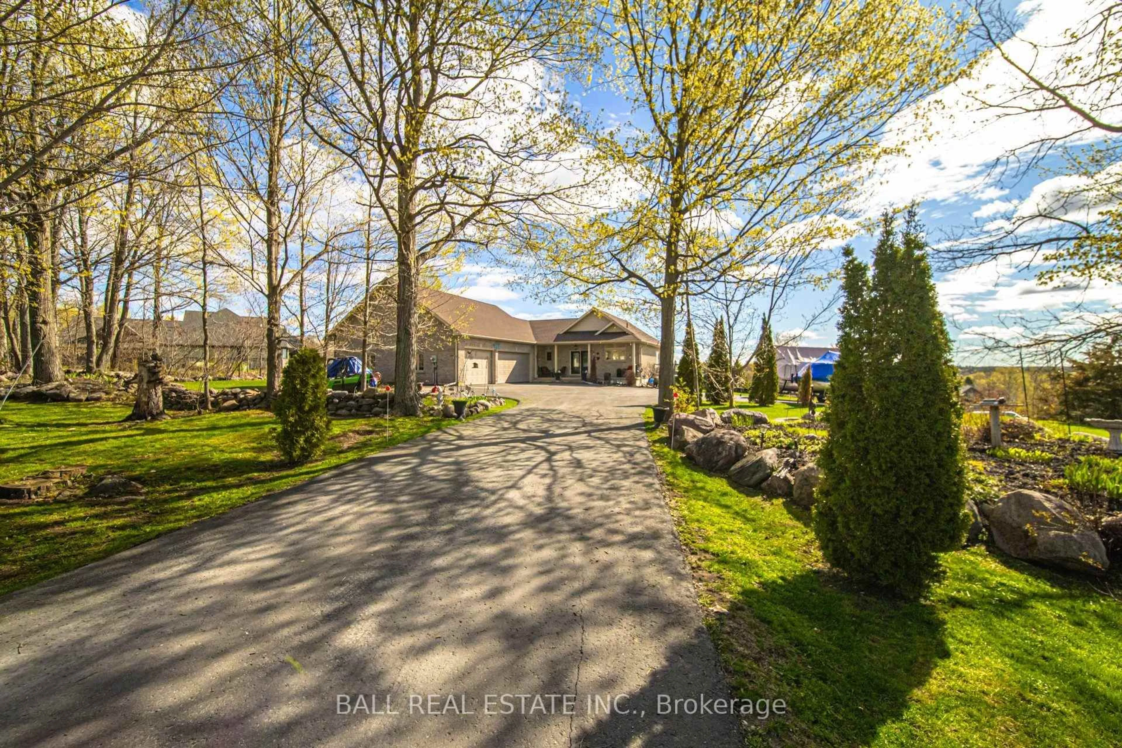A pic from outside/outdoor area/front of a property/back of a property/a pic from drone, water/lake/river/ocean view for 2172 Katchewanooka Crt, Selwyn Ontario K0L 3G0