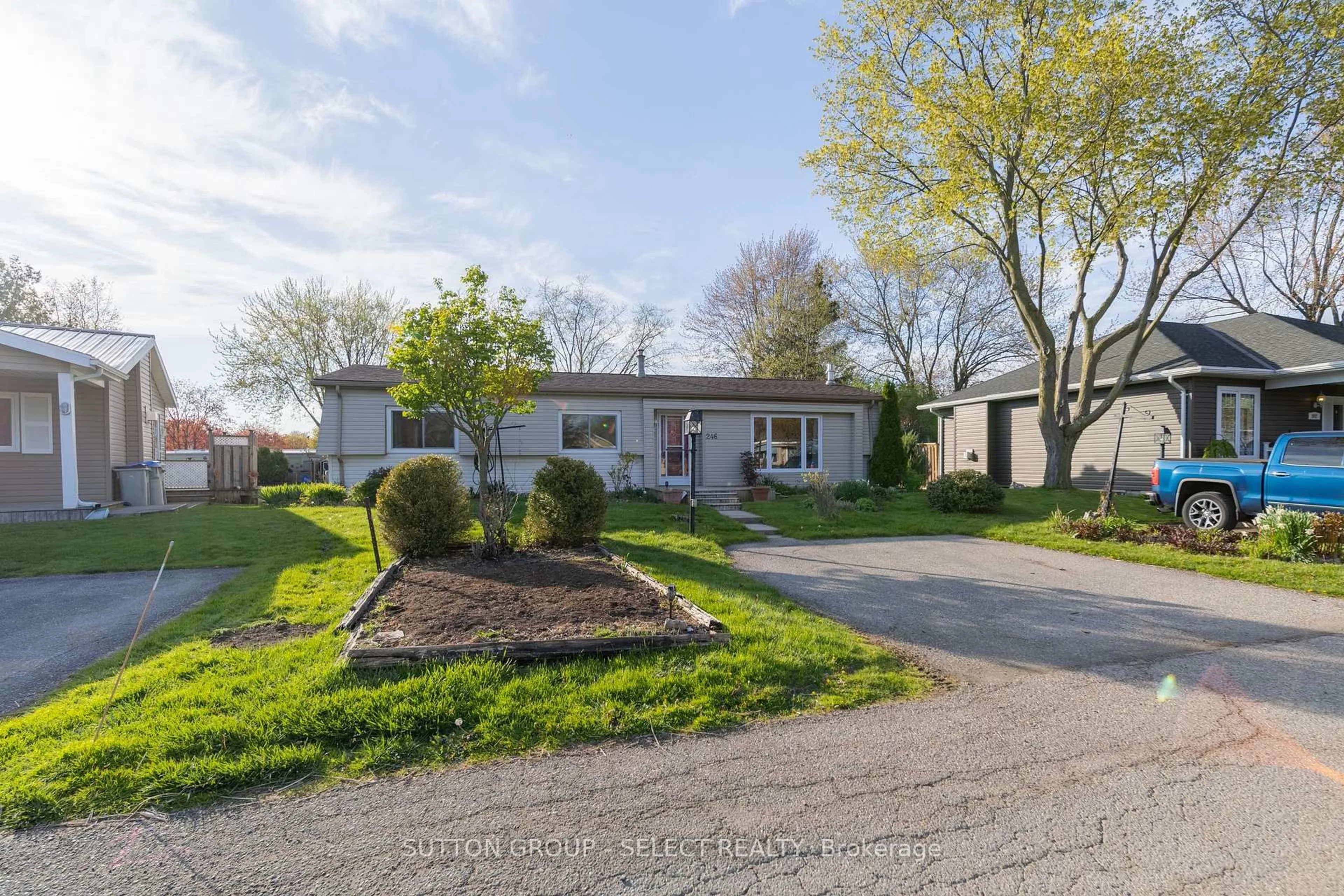 Unknown for 246 Southwinds Crt, South Huron Ontario N0M 1T0