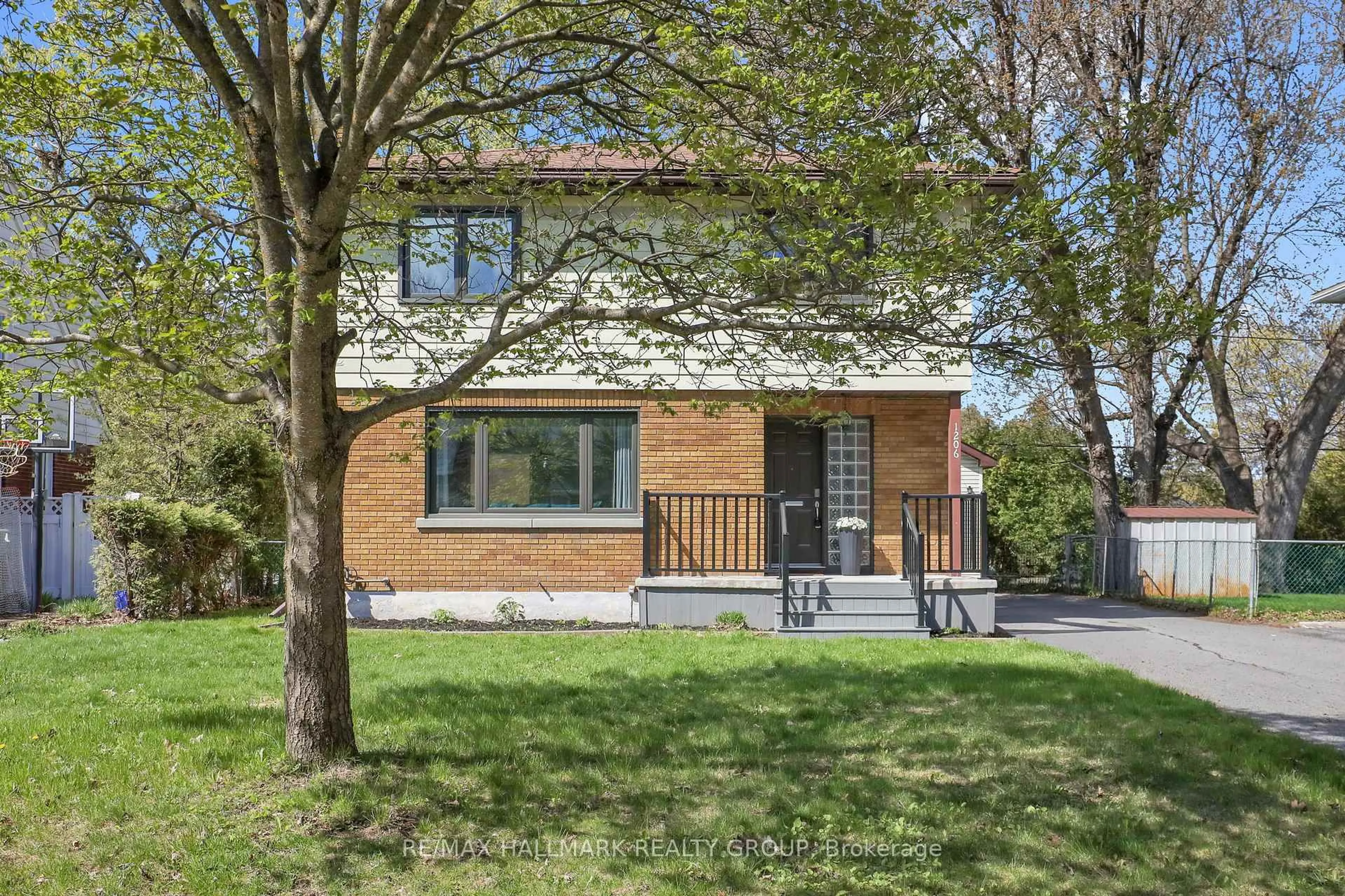 Home with brick exterior material, street for 1206 Checkers Rd, Ottawa Ontario K2C 2S7