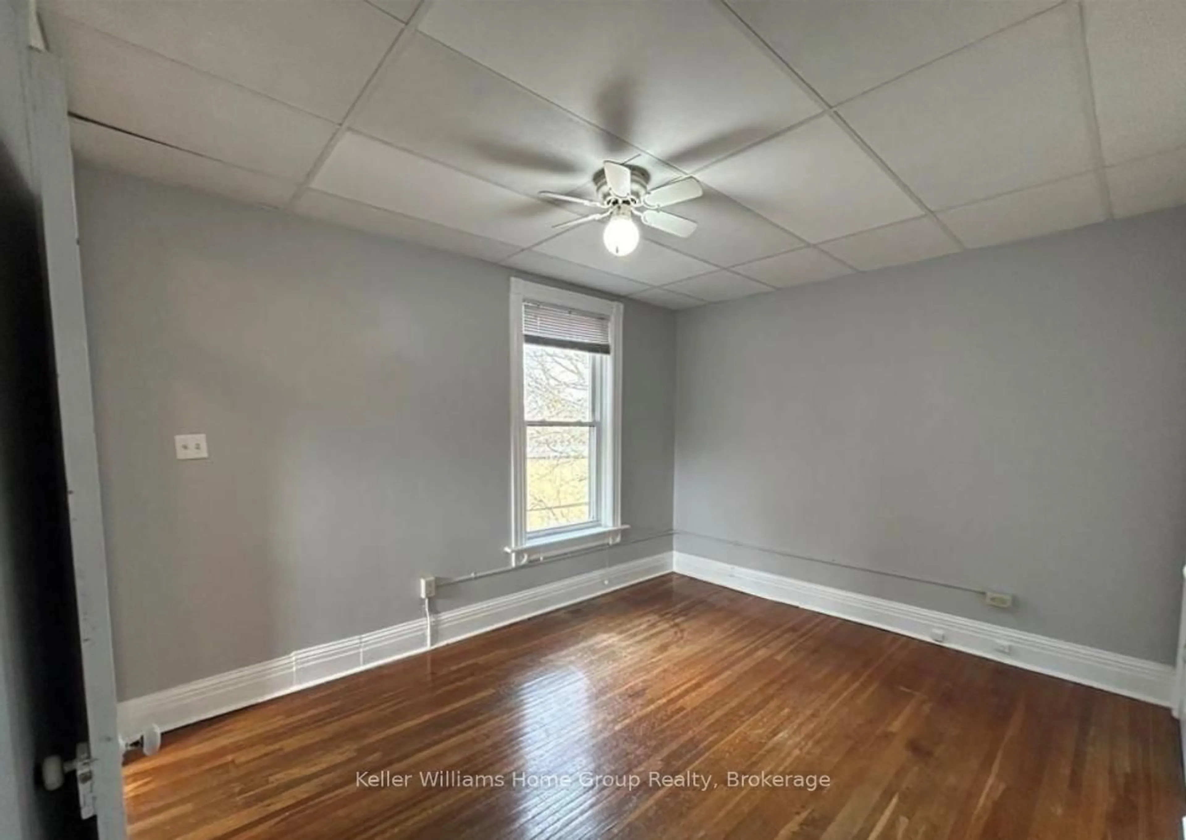 A pic of a room for 224 7th St, Owen Sound Ontario N4K 1H9