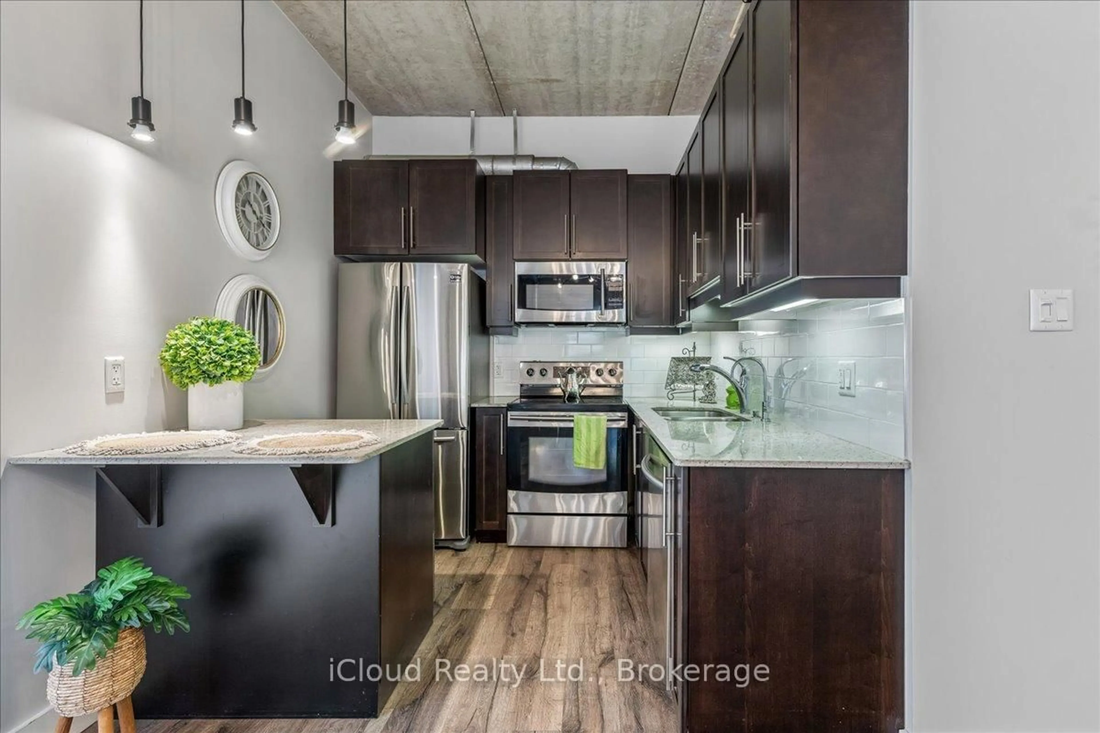 Open concept kitchen, unknown for 15 Devitt Ave #104, Waterloo Ontario N2J 1Y6