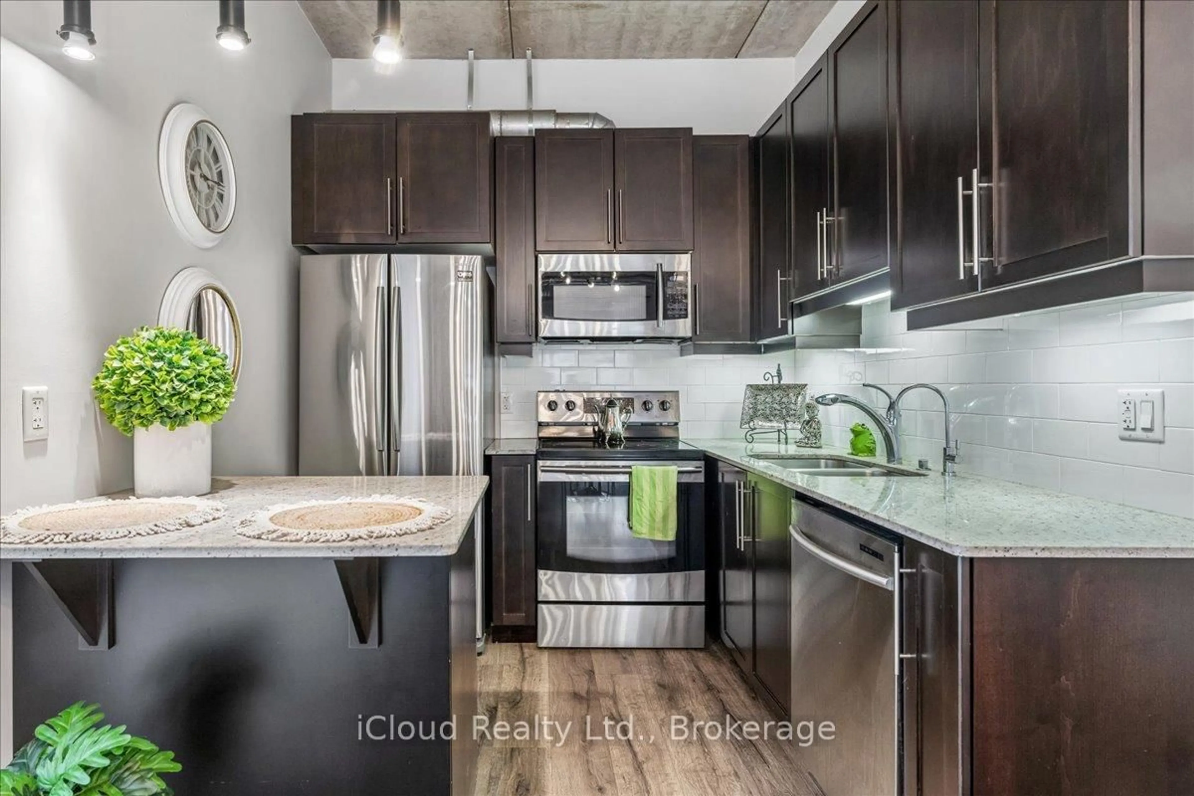 Open concept kitchen, unknown for 15 Devitt Ave #104, Waterloo Ontario N2J 1Y6