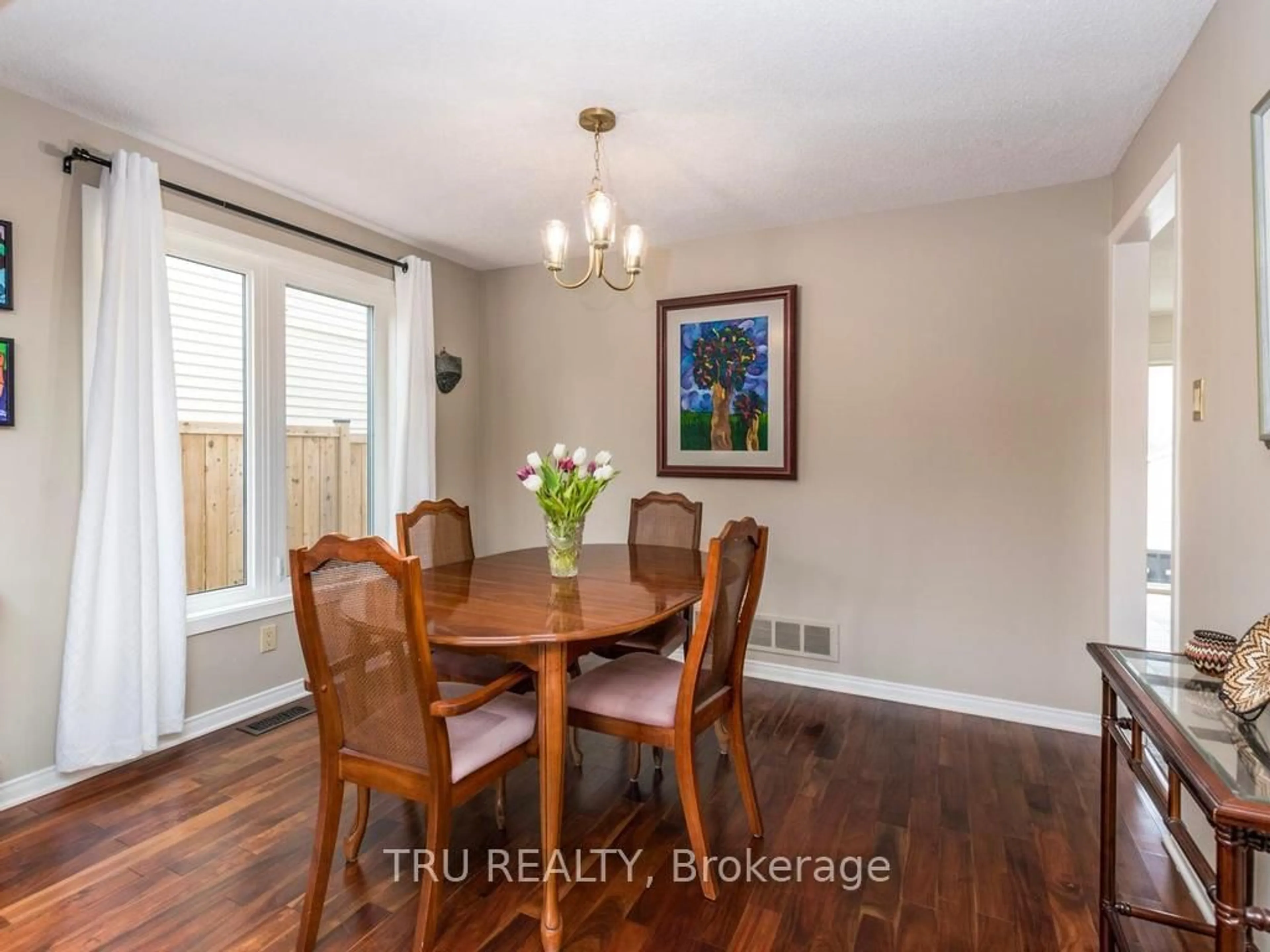 Dining room, wood/laminate floor for 14 Hyannis Ave, Ottawa Ontario K2J 2W8