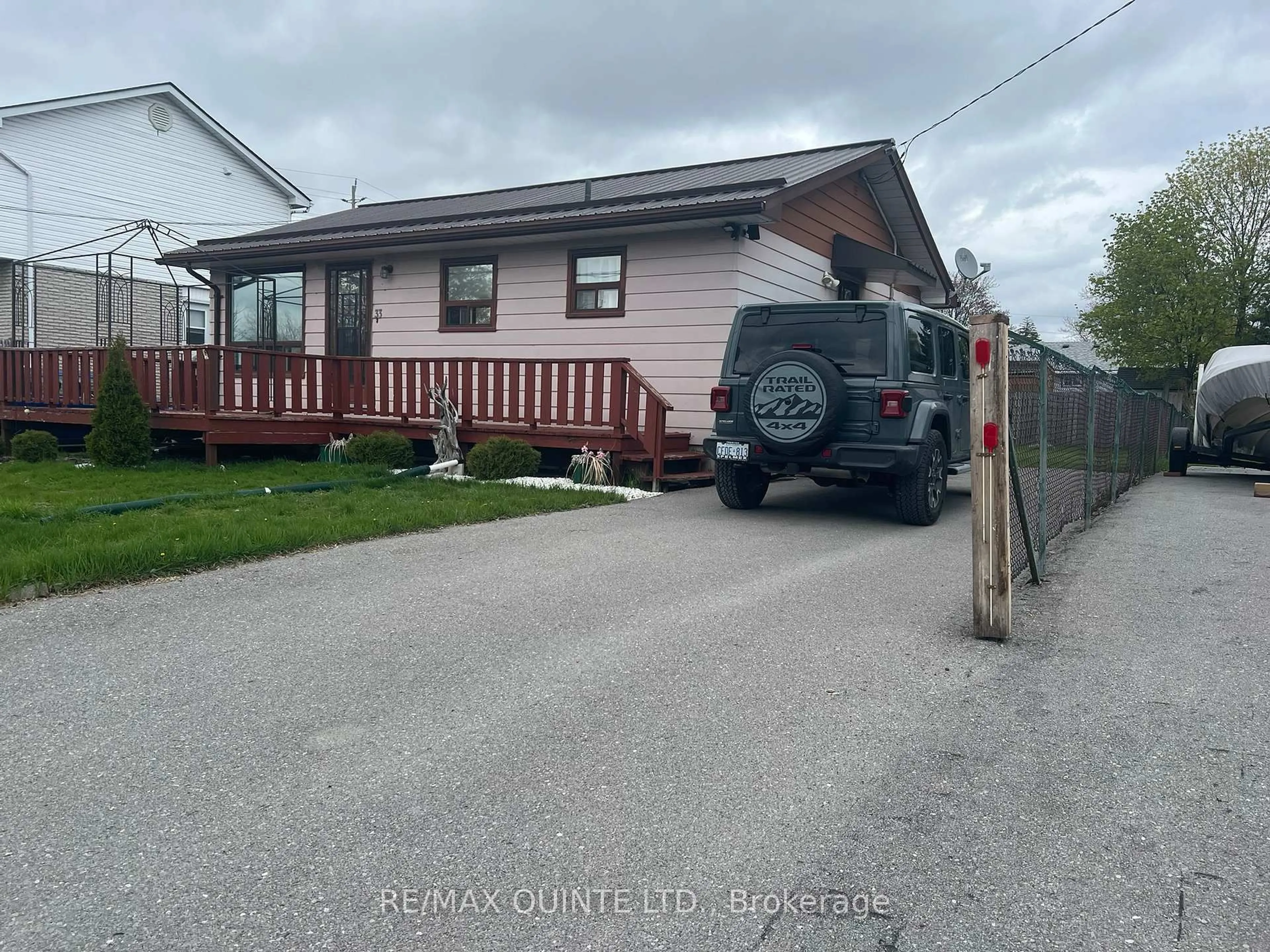 Unknown for 33 Ramsay Ave, Quinte West Ontario K8V 2P6
