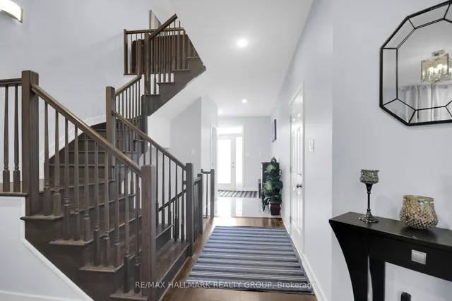 568 Bobolink Rdge, Ottawa 4