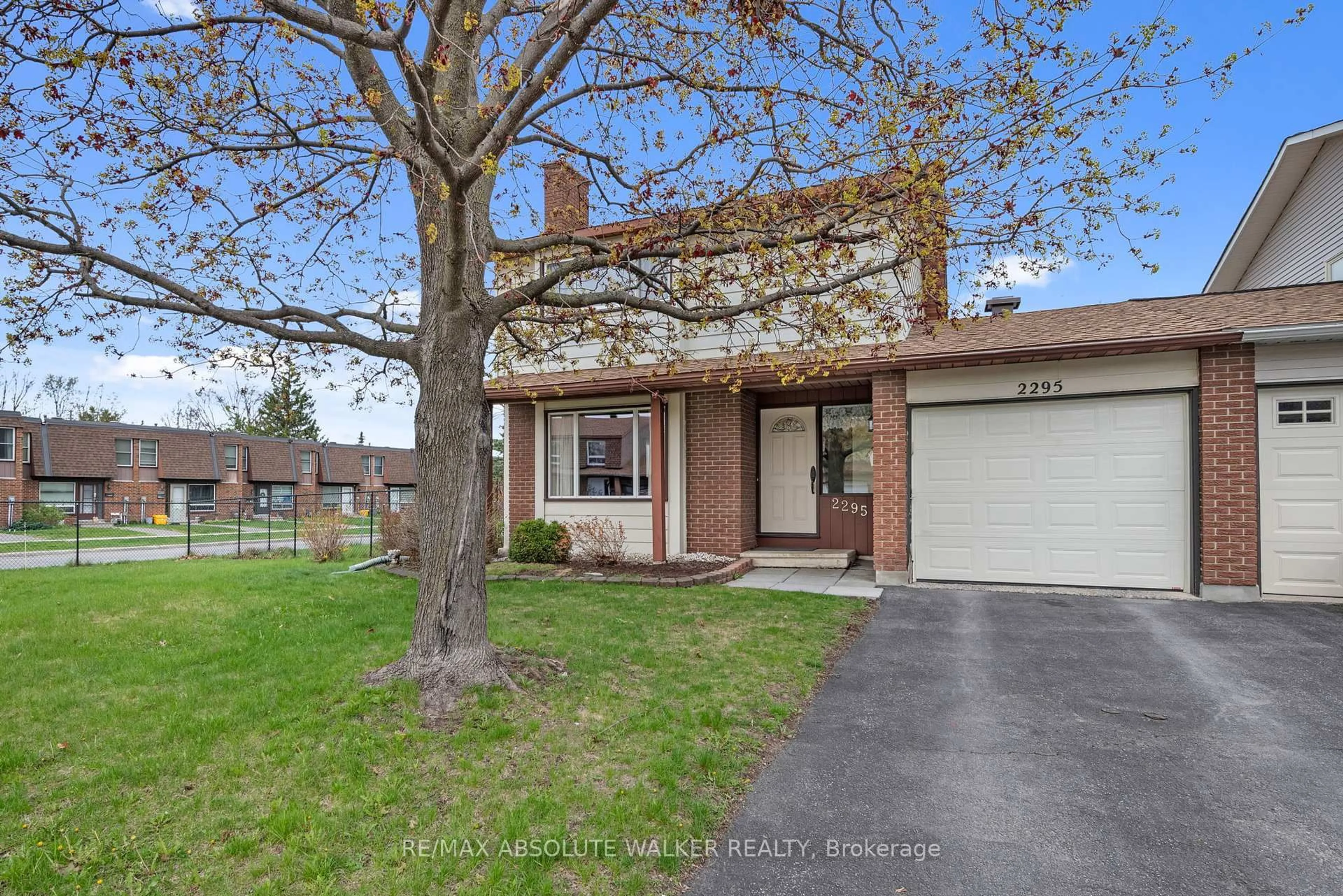 Home with brick exterior material, street for 2295 Cotters Cres, Ottawa Ontario K1V 8Y7