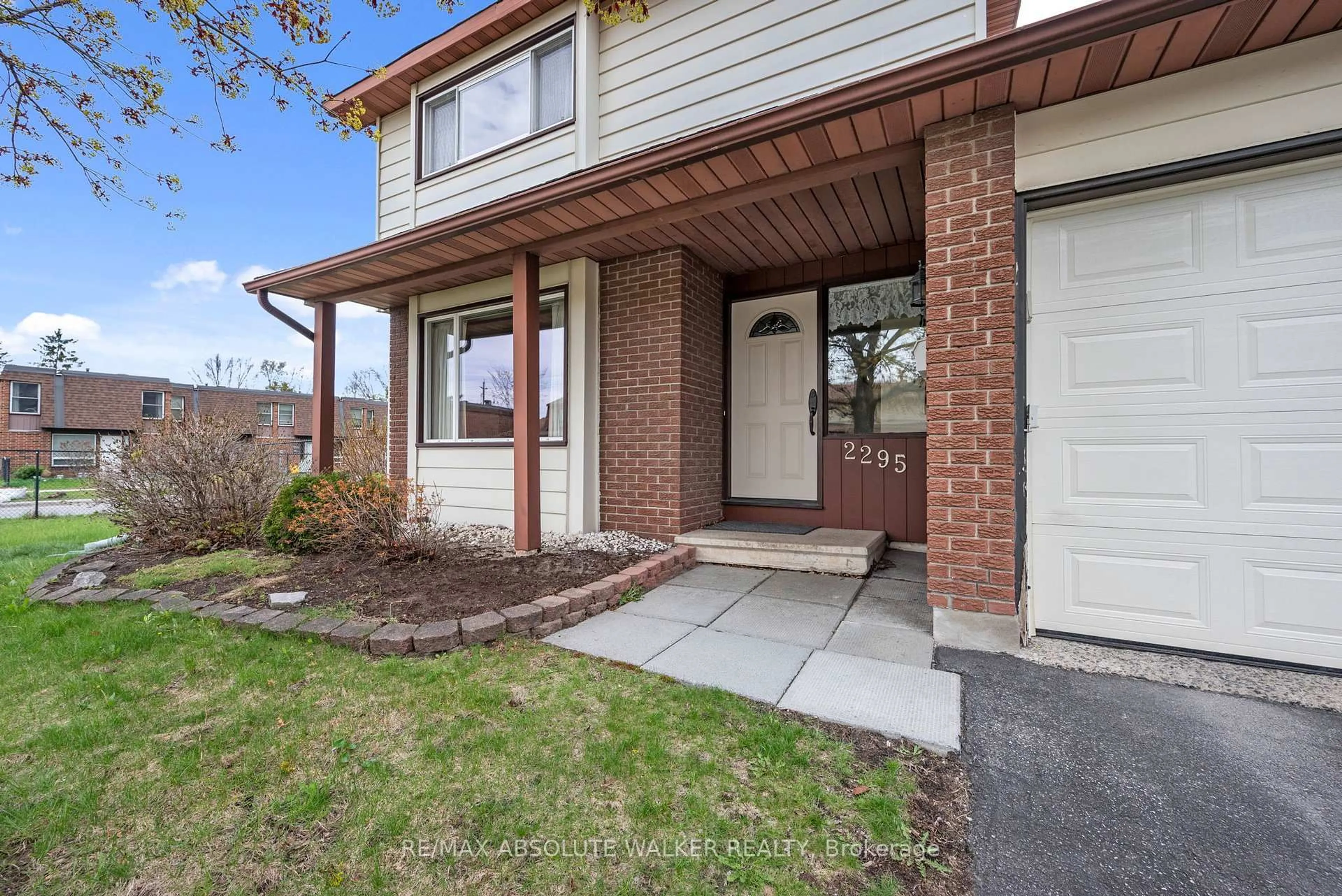 Home with brick exterior material, street for 2295 Cotters Cres, Ottawa Ontario K1V 8Y7