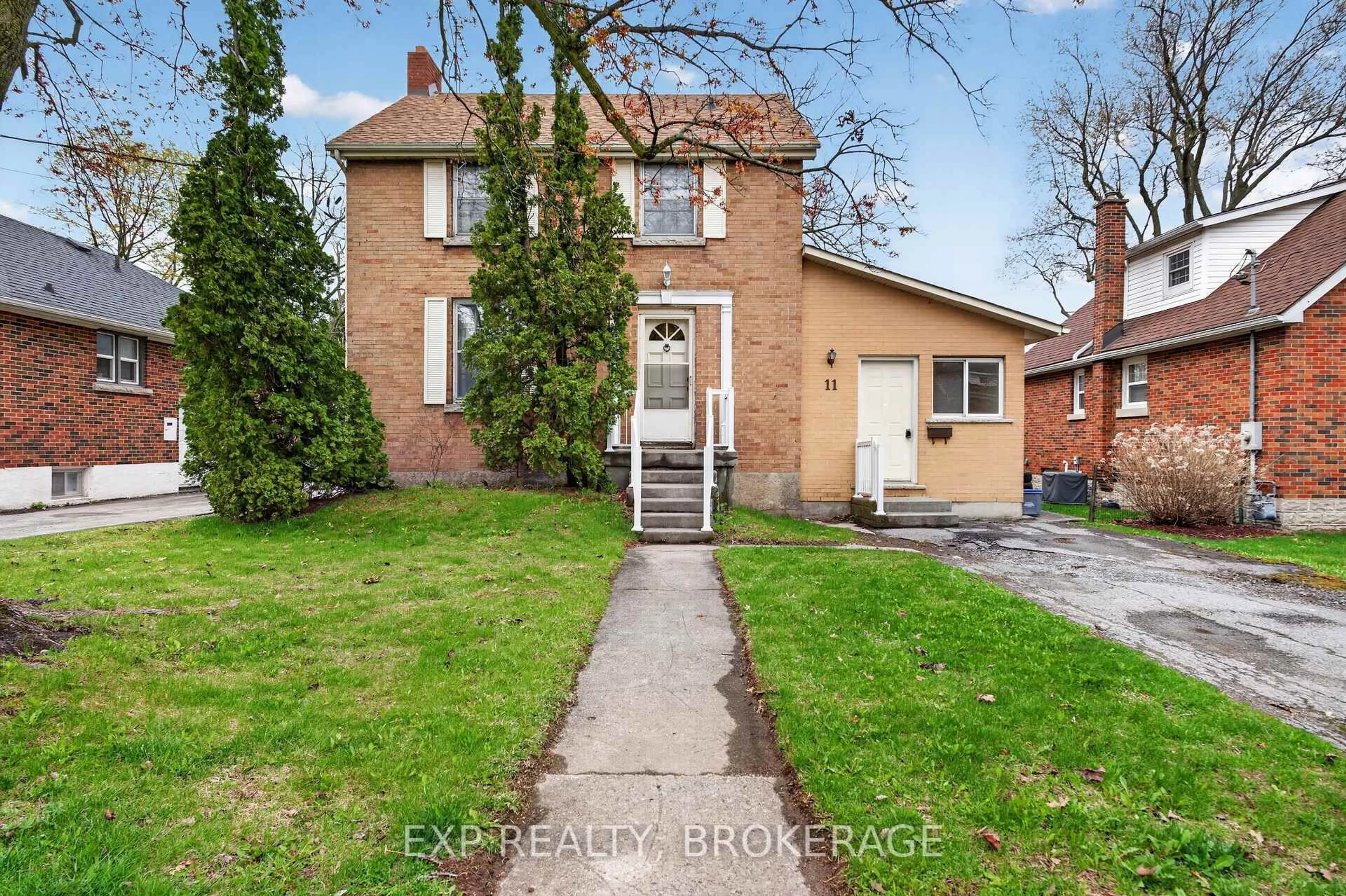 Home with brick exterior material, street for 11 CARRUTHERS Ave, Kingston Ontario K7L 1L9