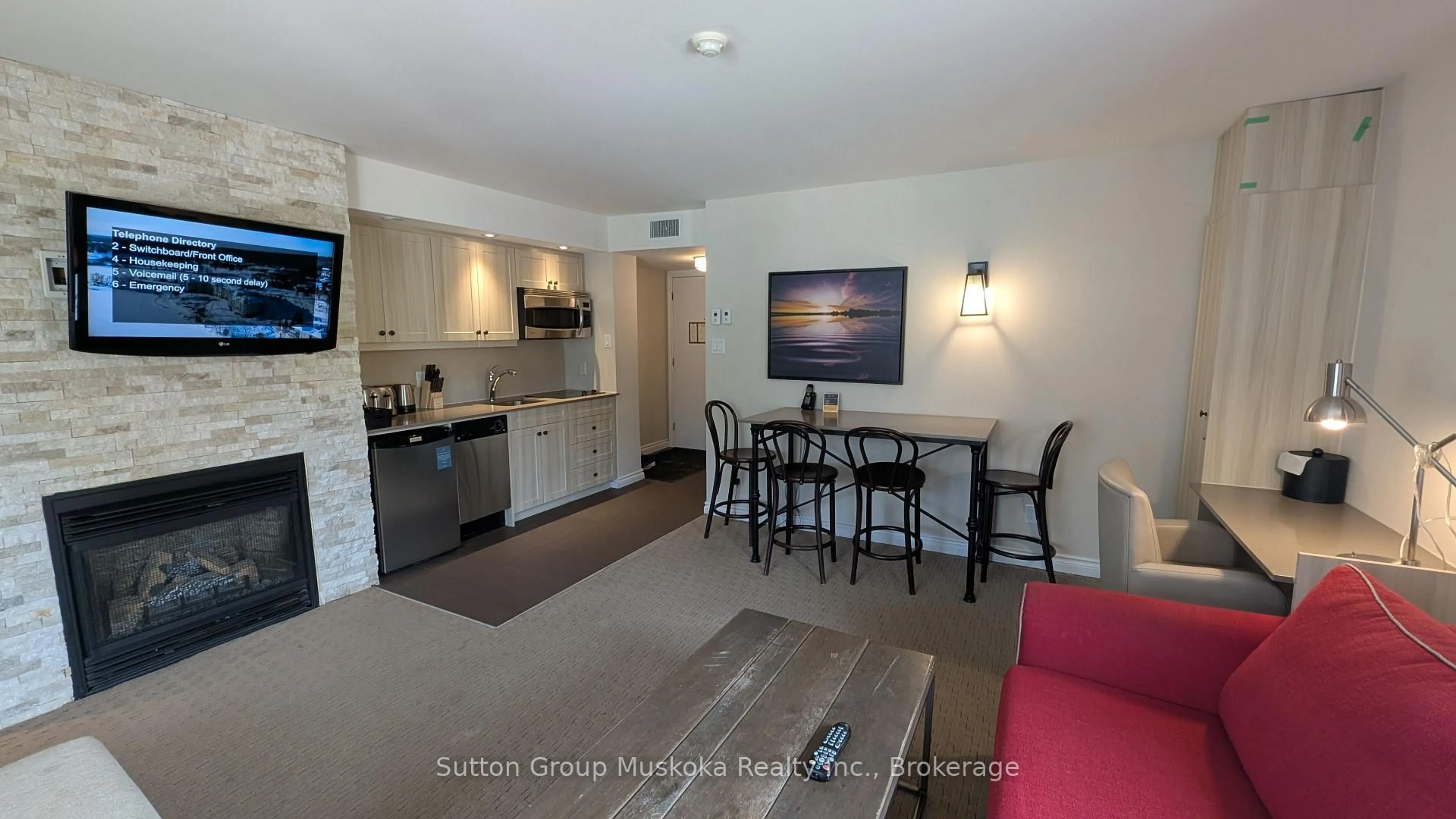 Open concept kitchen, unknown for 1235 Deerhurst Dr #52-207, Huntsville Ontario P1H 2E8
