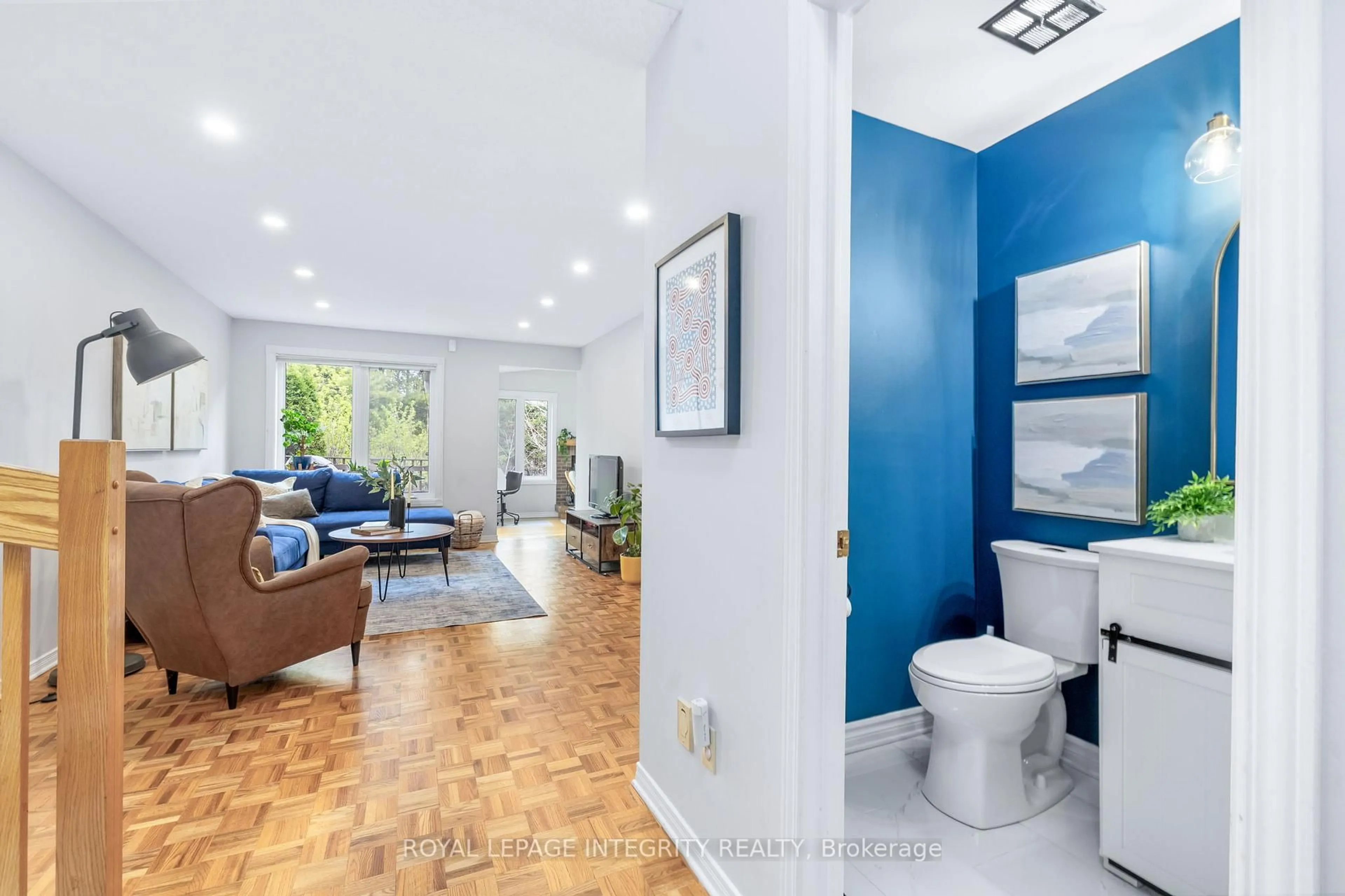 Contemporary bathroom, ceramic/tile floor for 4 Hackett St, Ottawa Ontario K1V 0P8