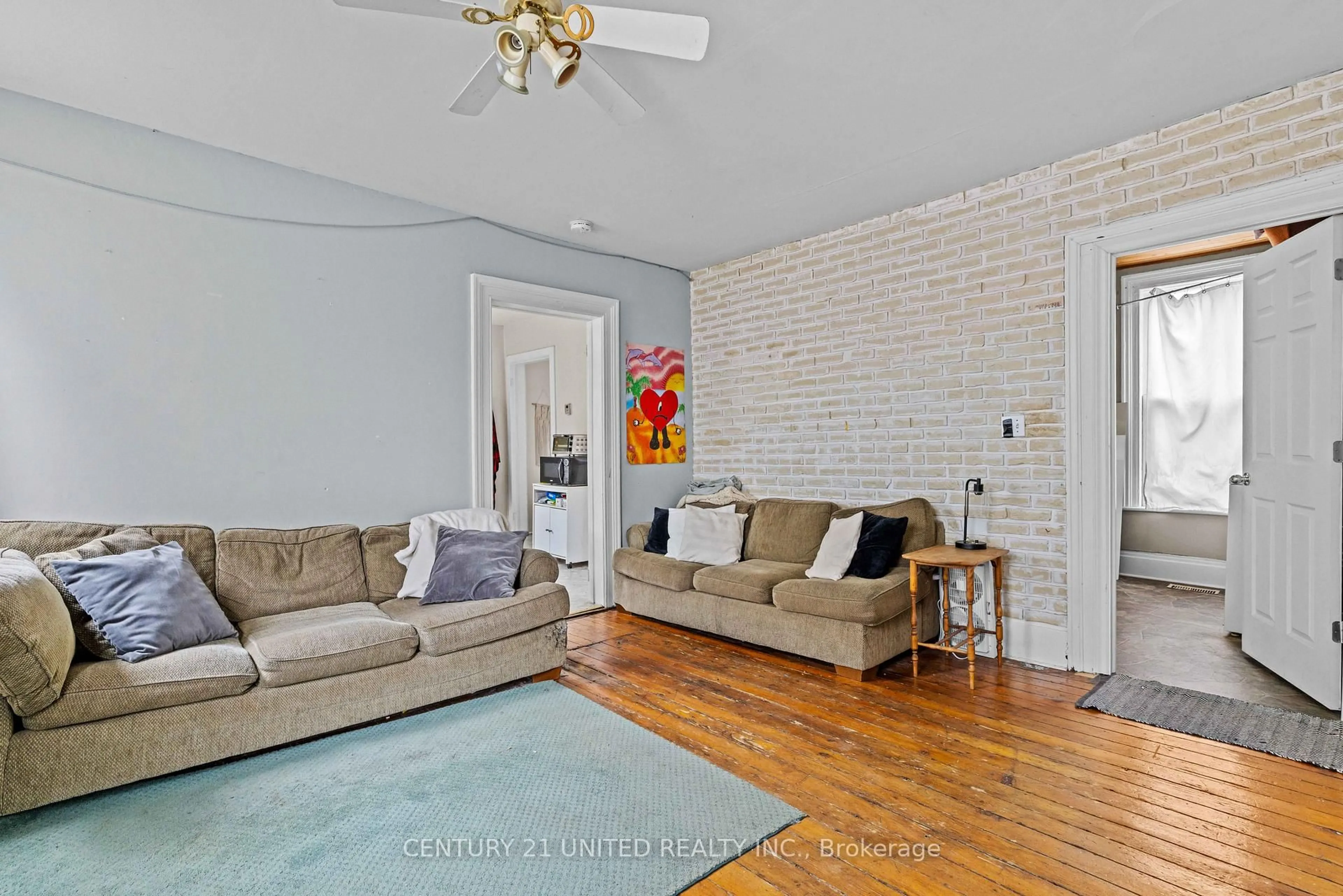 Living room with furniture, unknown for 667 George St, Peterborough Ontario K9H 3S7