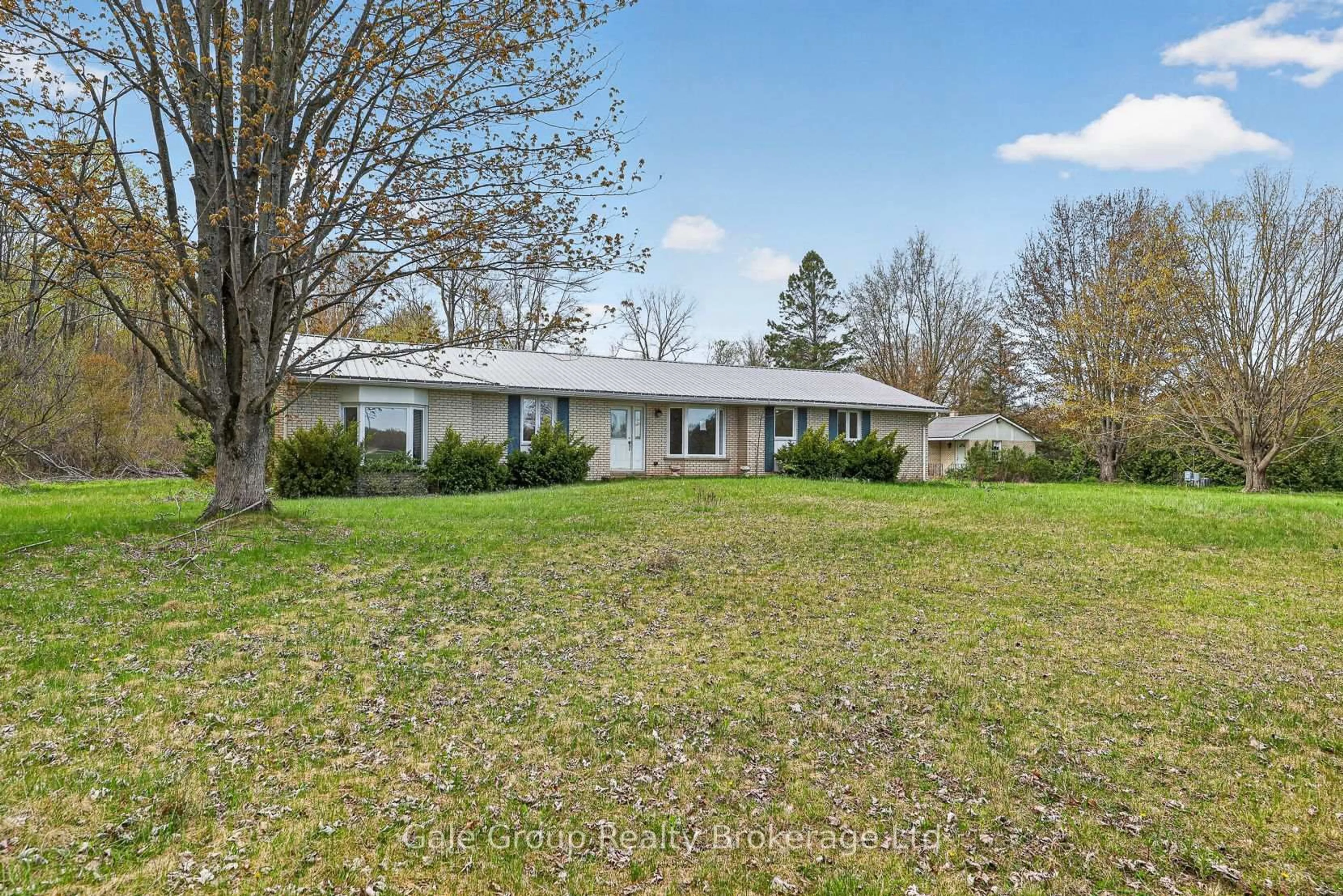 A pic from outside/outdoor area/front of a property/back of a property/a pic from drone, street for 45227 Dexter Line, Central Elgin Ontario N0L 2H0