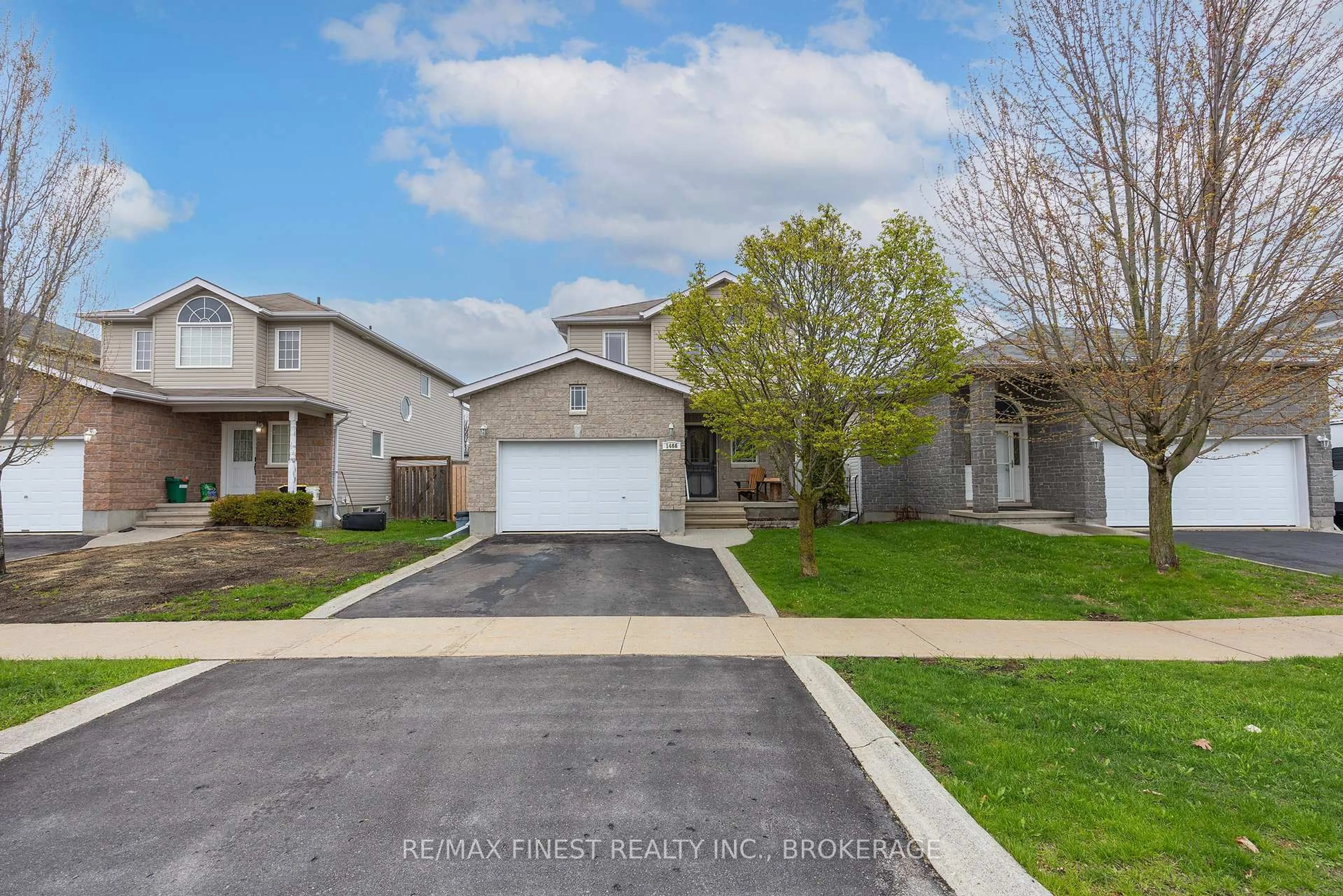 A pic from outside/outdoor area/front of a property/back of a property/a pic from drone, street for 1466 Adams Ave, Kingston Ontario K7P 0B6