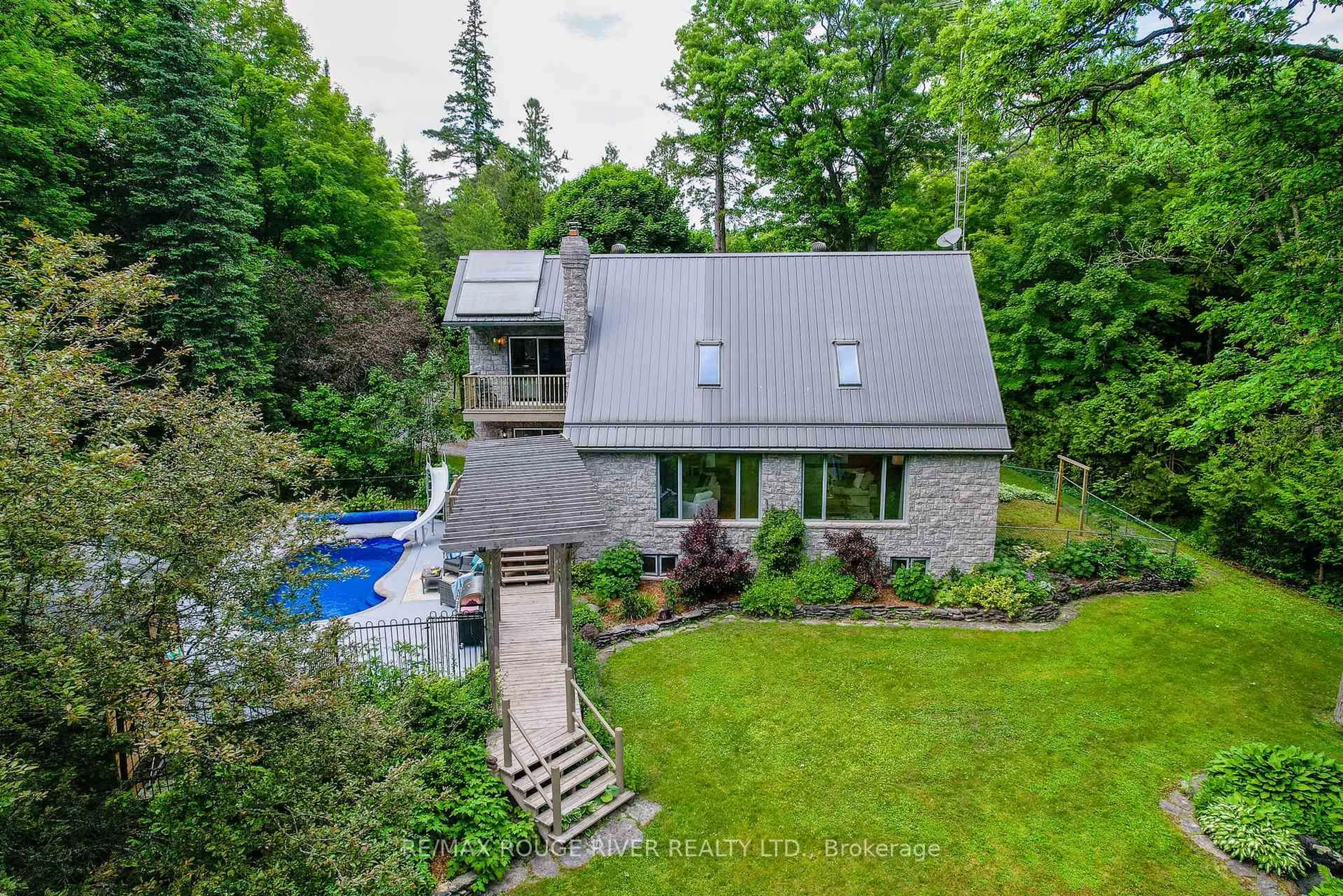 A pic from outside/outdoor area/front of a property/back of a property/a pic from drone, unknown for 2853 13th Line, Trent Hills Ontario K0K 2M0