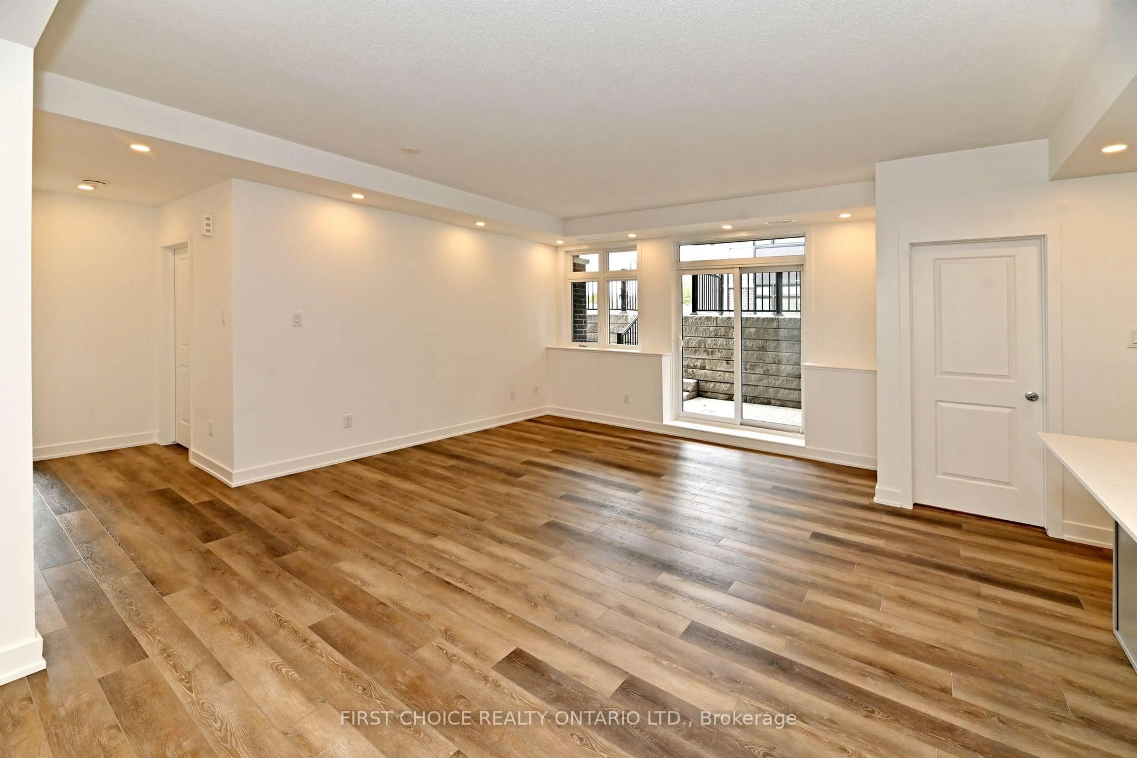 A pic of a room for 410 Rolling Meadow Cres #K, Ottawa Ontario K1W 0S1