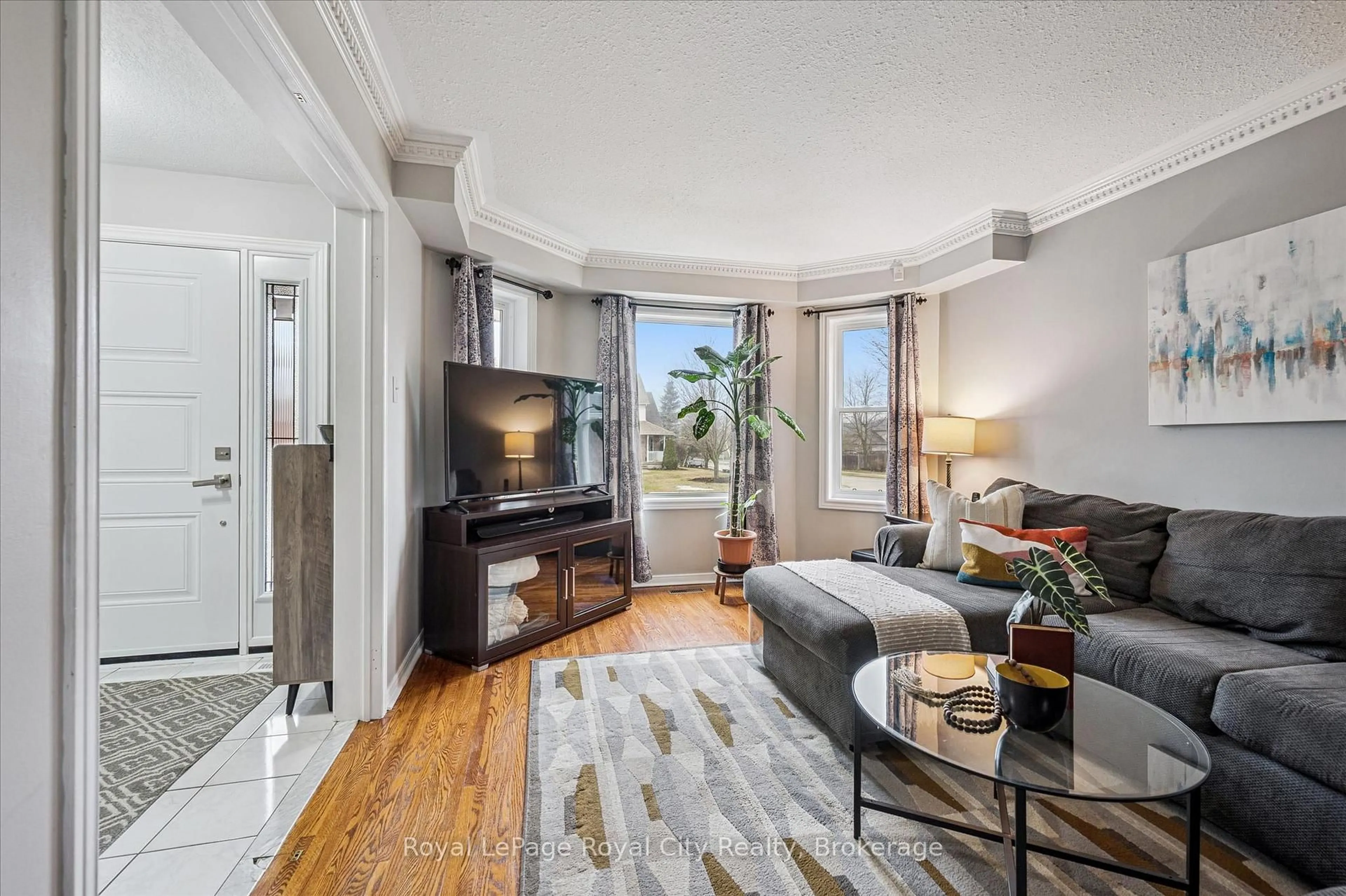 Living room with furniture, unknown for 339 Daniel Cres, Centre Wellington Ontario N0B 1S0