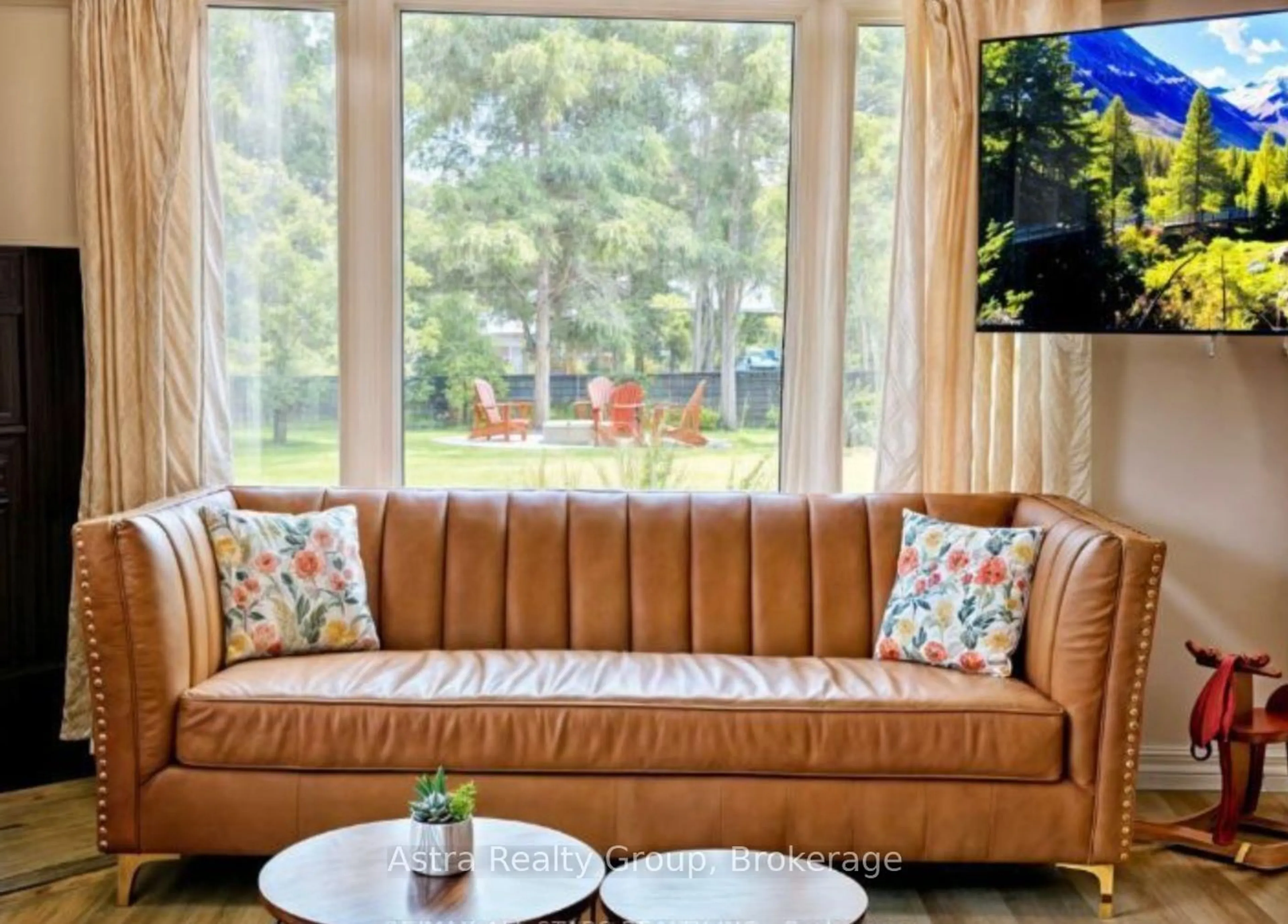Living room with furniture, unknown for 21 Sackitt Rd, Kawartha Lakes Ontario K0M 1N0