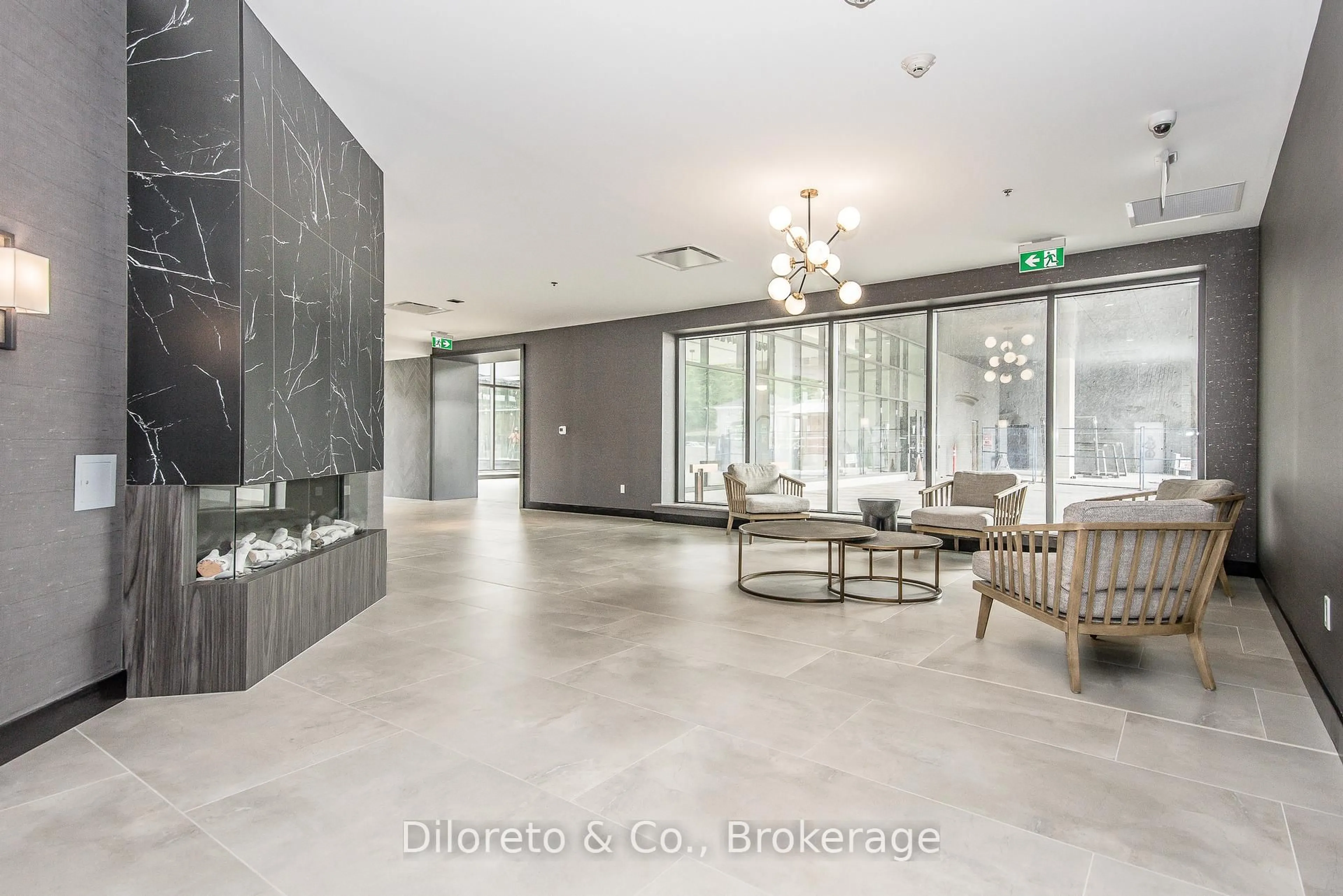 Indoor foyer for 50 Grand Ave #1105, Cambridge Ontario N1S 0C2