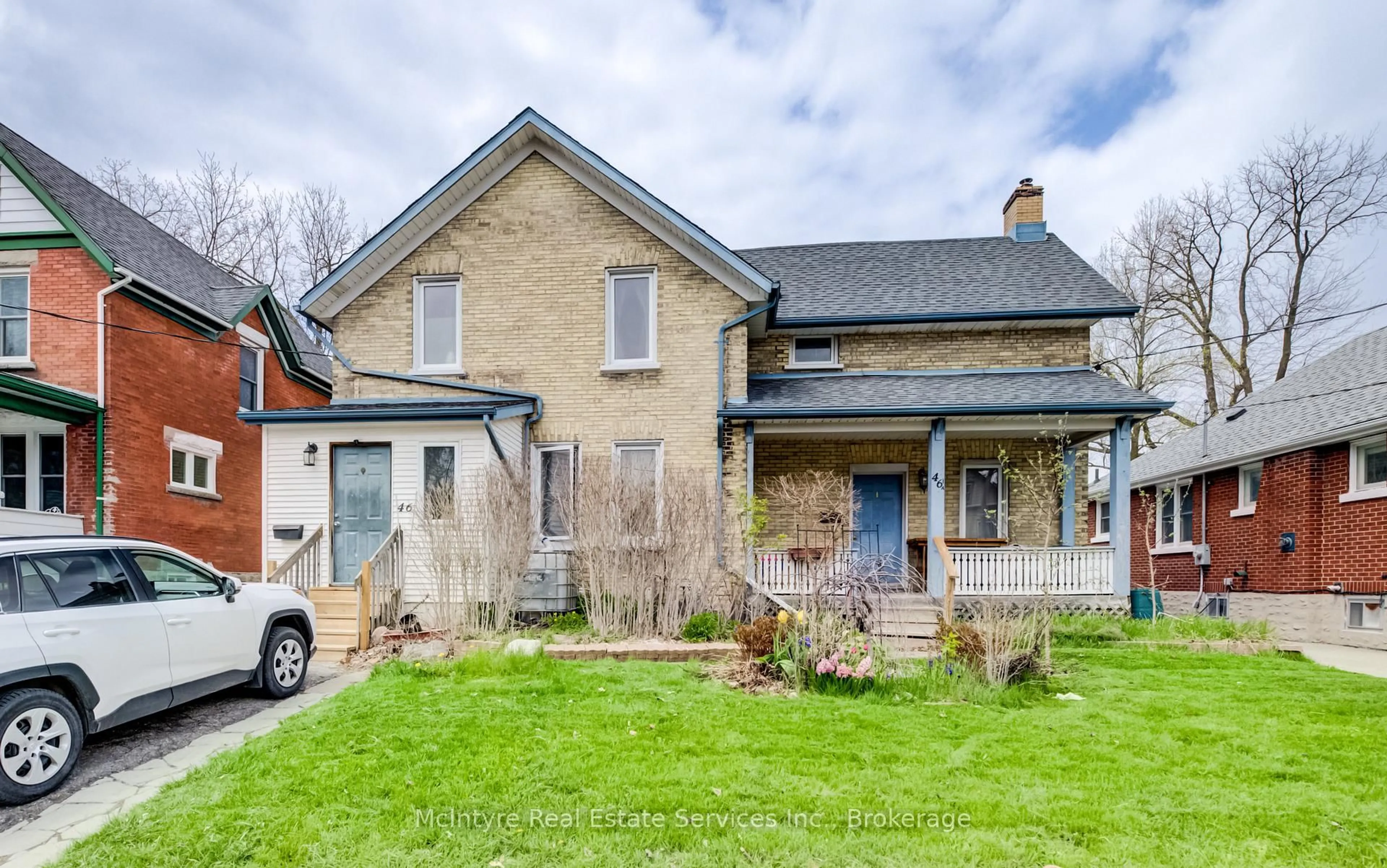 Home with brick exterior material, street for 46 Shanley St, Kitchener Ontario N2H 5N9