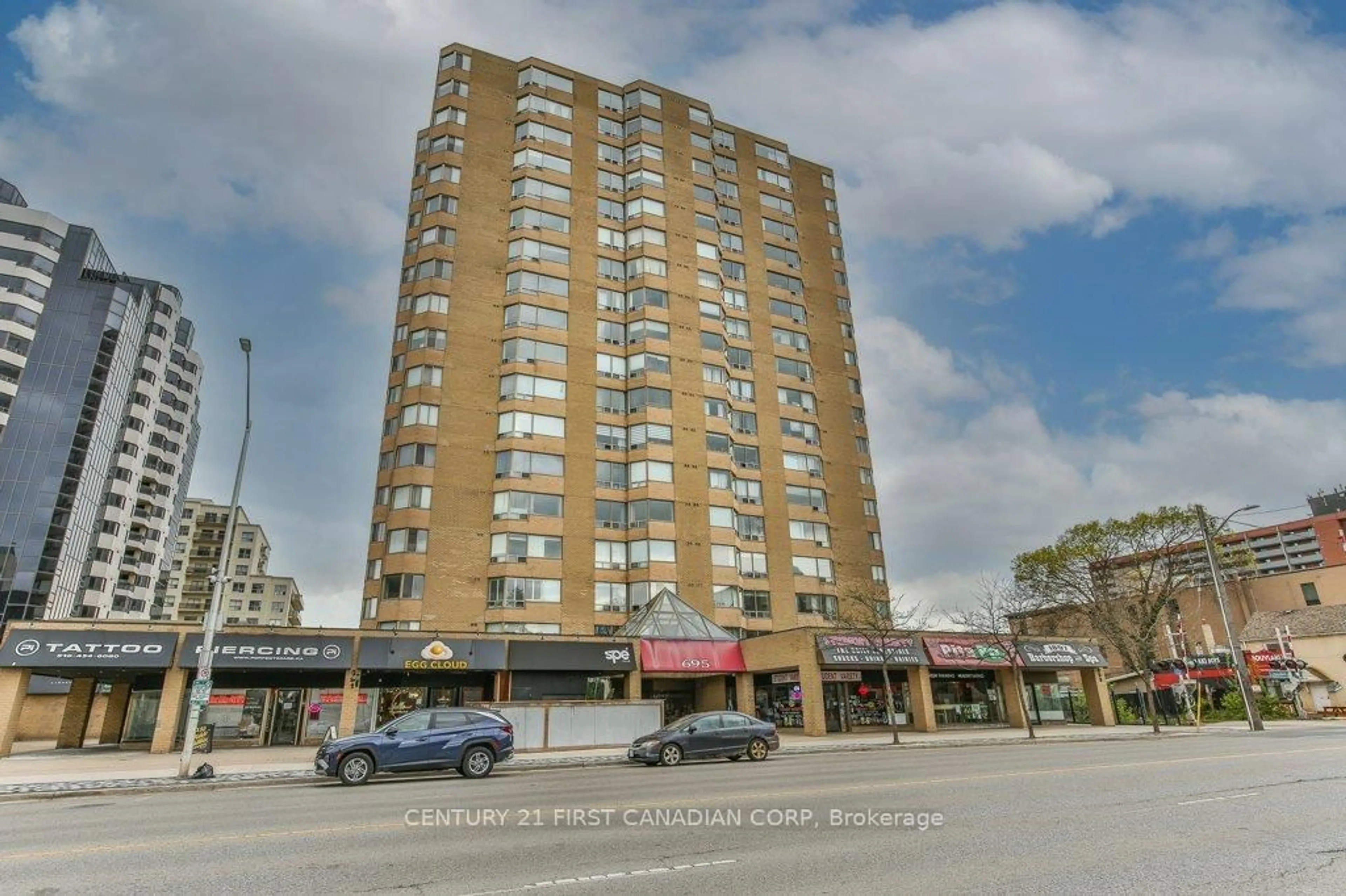 Unknown for 695 Richmond St #1406, London East Ontario N6A 5M8