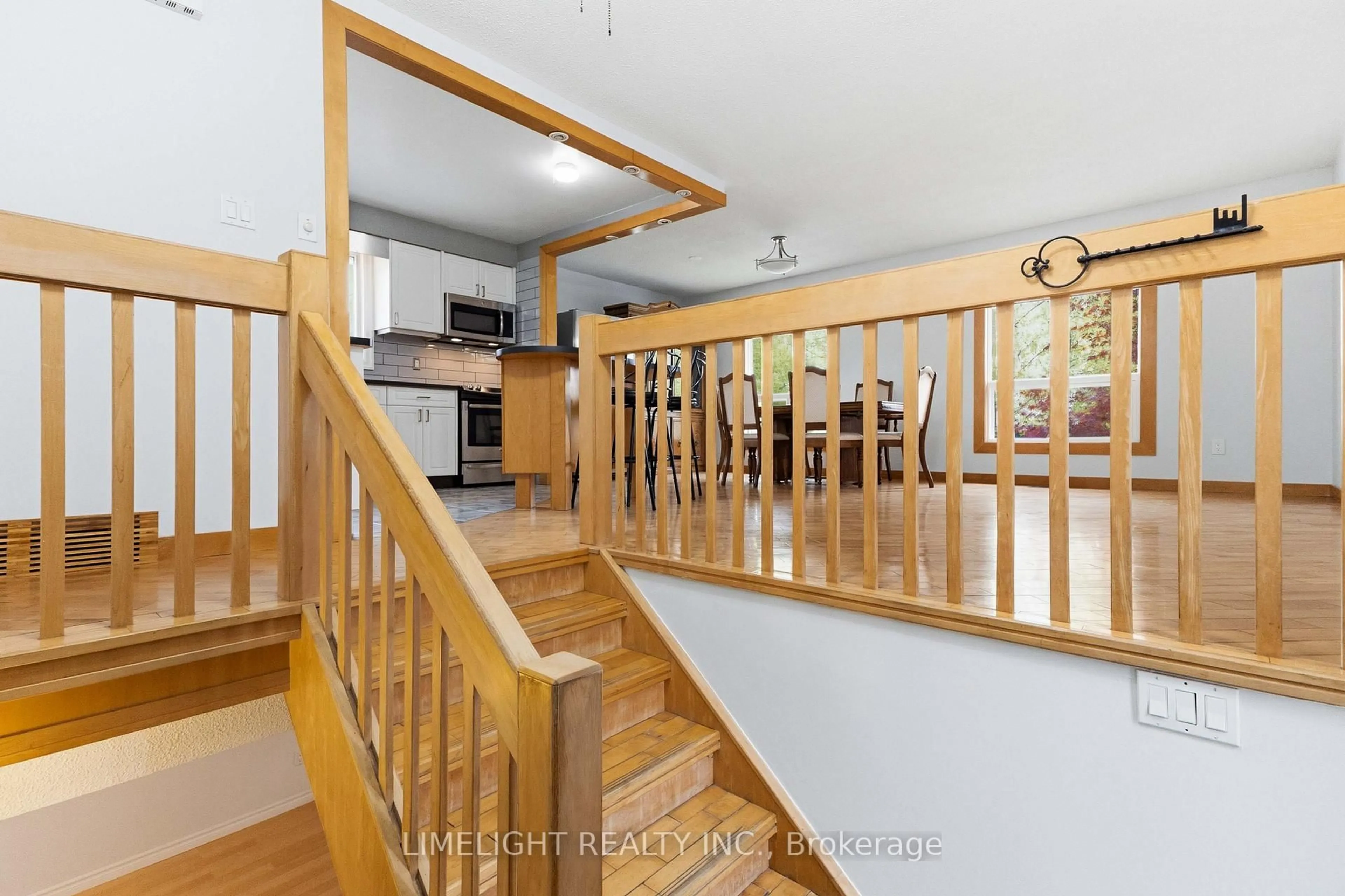 Unknown for 36 Tumbleweed Cres, London South Ontario N6E 2N7