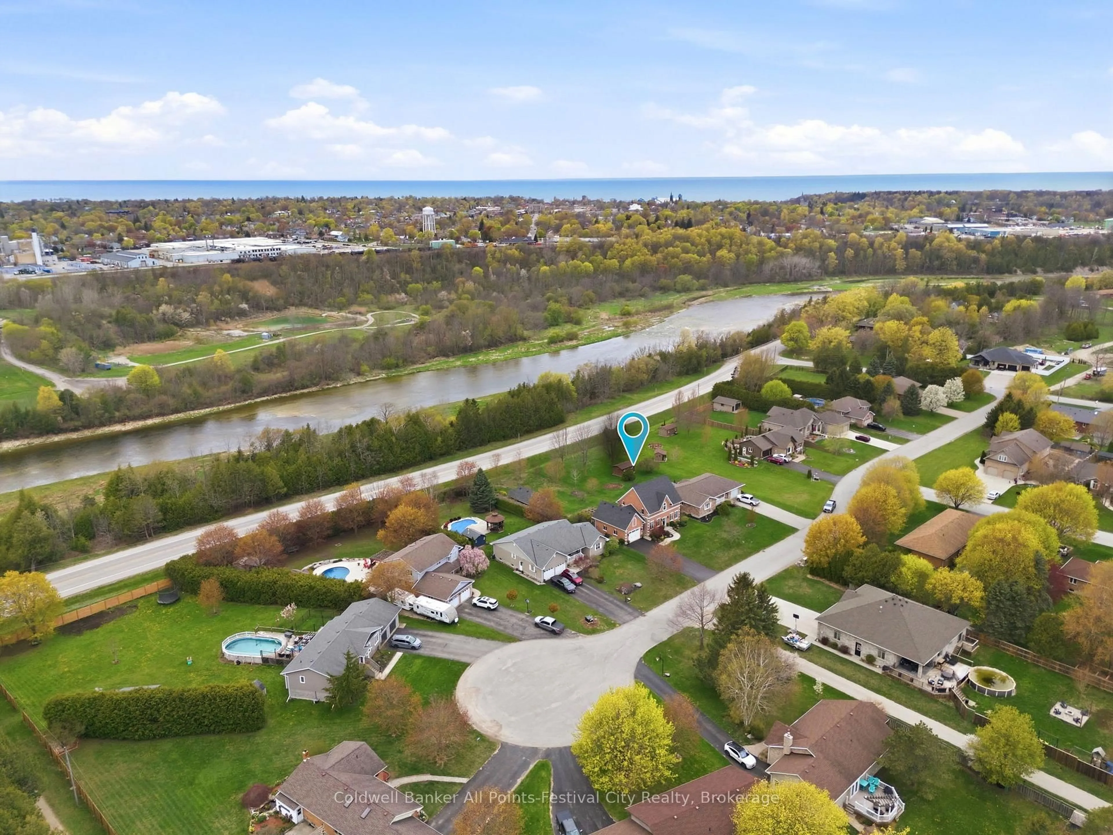 A pic from outside/outdoor area/front of a property/back of a property/a pic from drone, water/lake/river/ocean view for 36603 Maitland Ave, Goderich Ontario N7A 3Y1