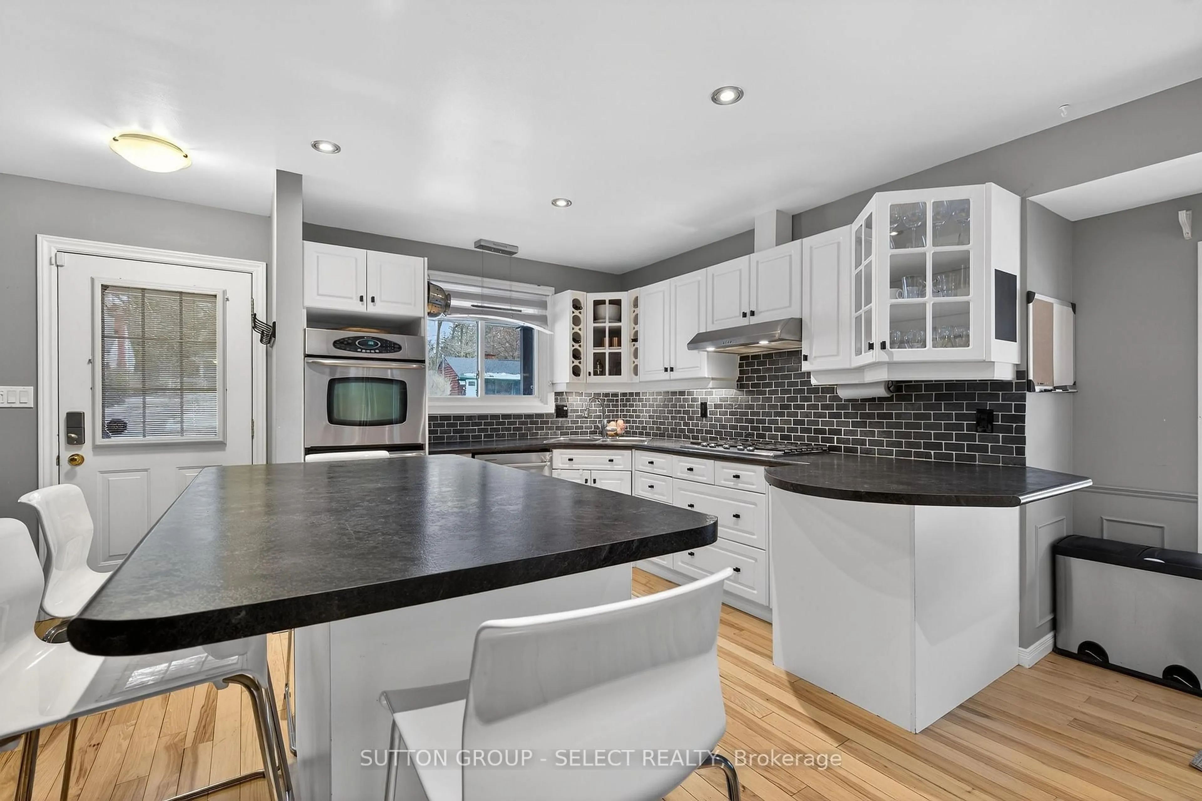 Open concept kitchen, unknown for 45 Upper Ave, London North Ontario N6H 2L5