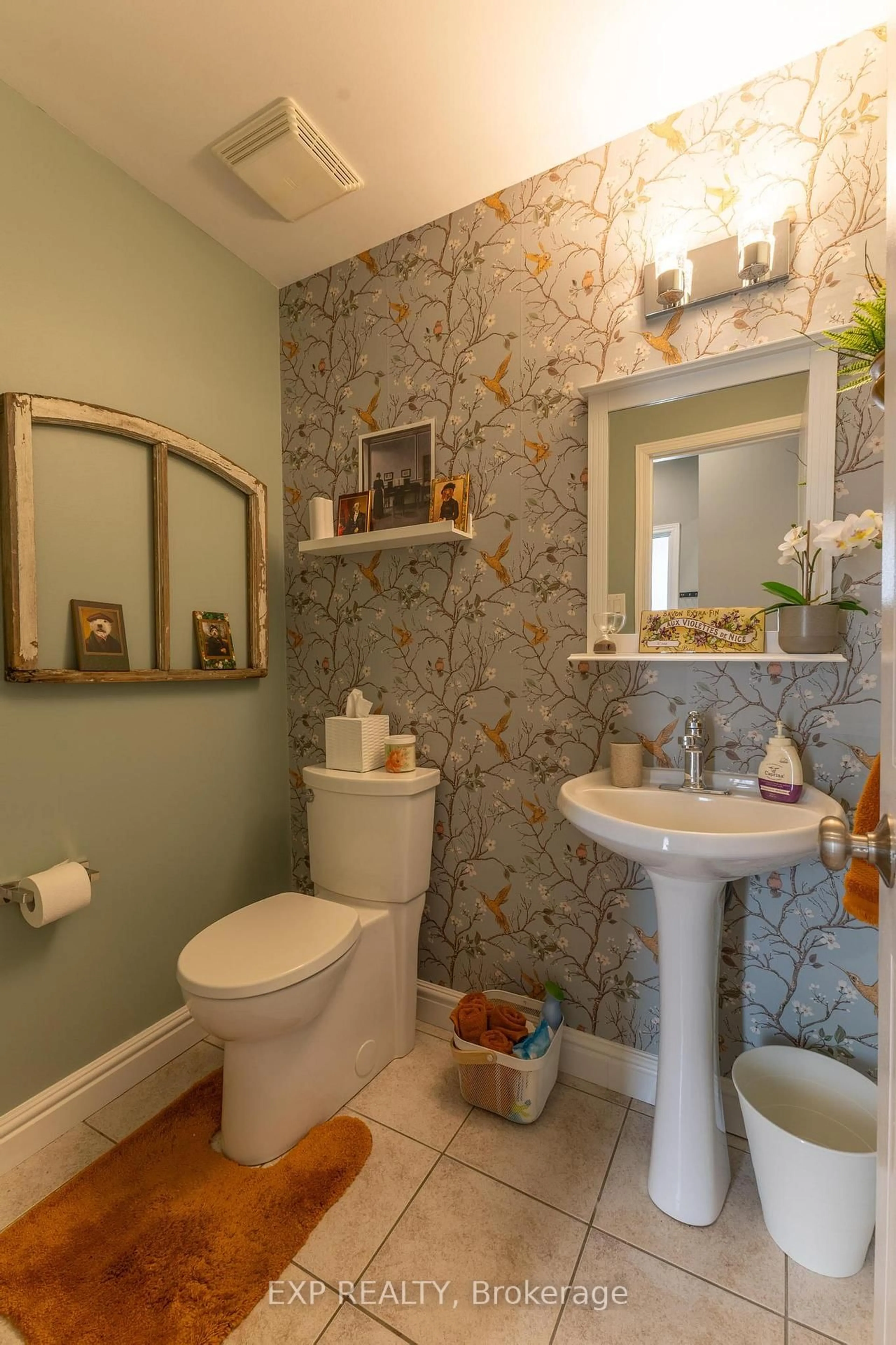 Contemporary bathroom, ceramic/tile floor for 32 Stonepointe Ave, Ottawa Ontario K2G 6G4