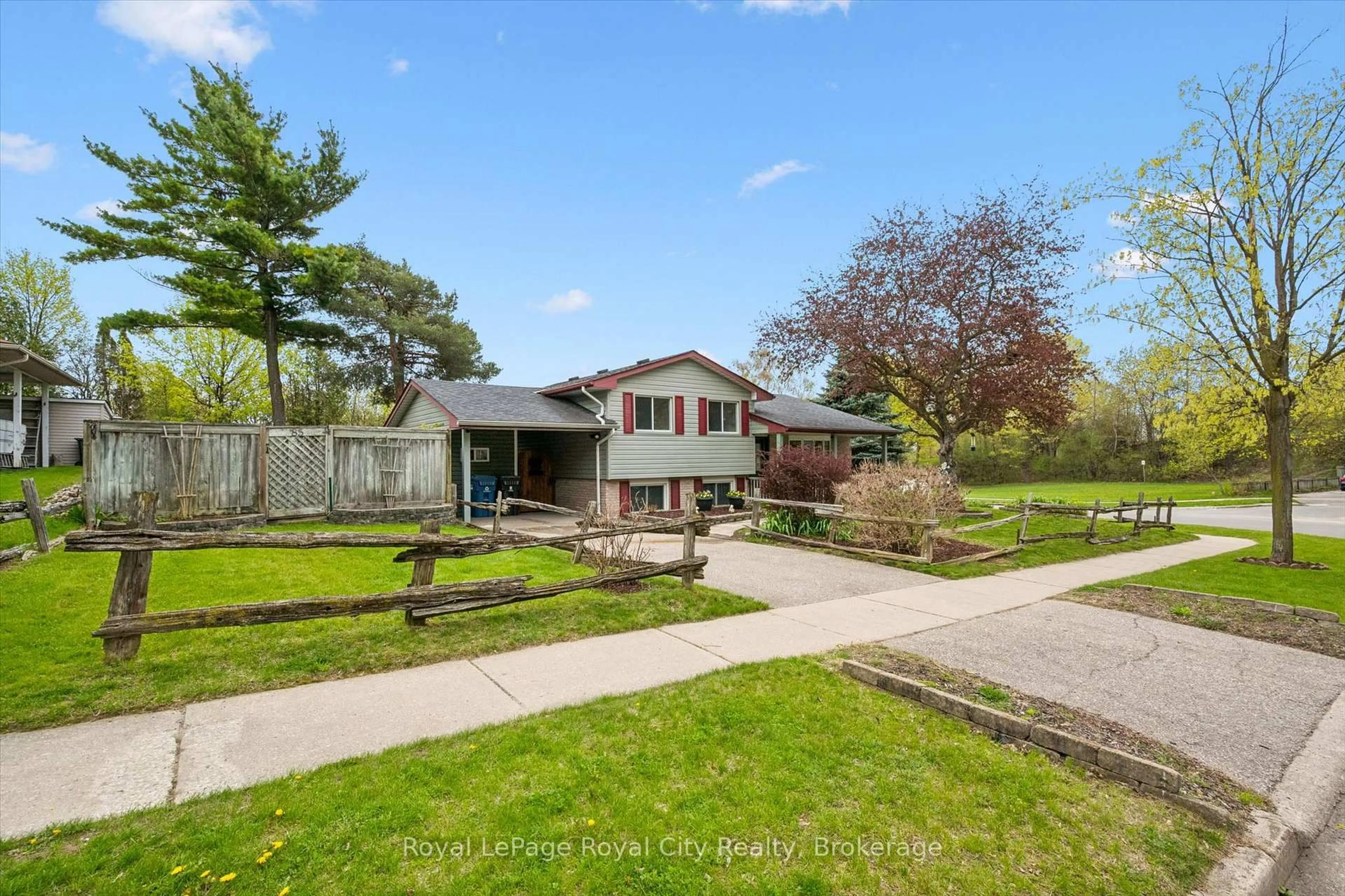 A pic from outside/outdoor area/front of a property/back of a property/a pic from drone, street for 85 Sleeman Ave, Guelph Ontario N1H 6G5